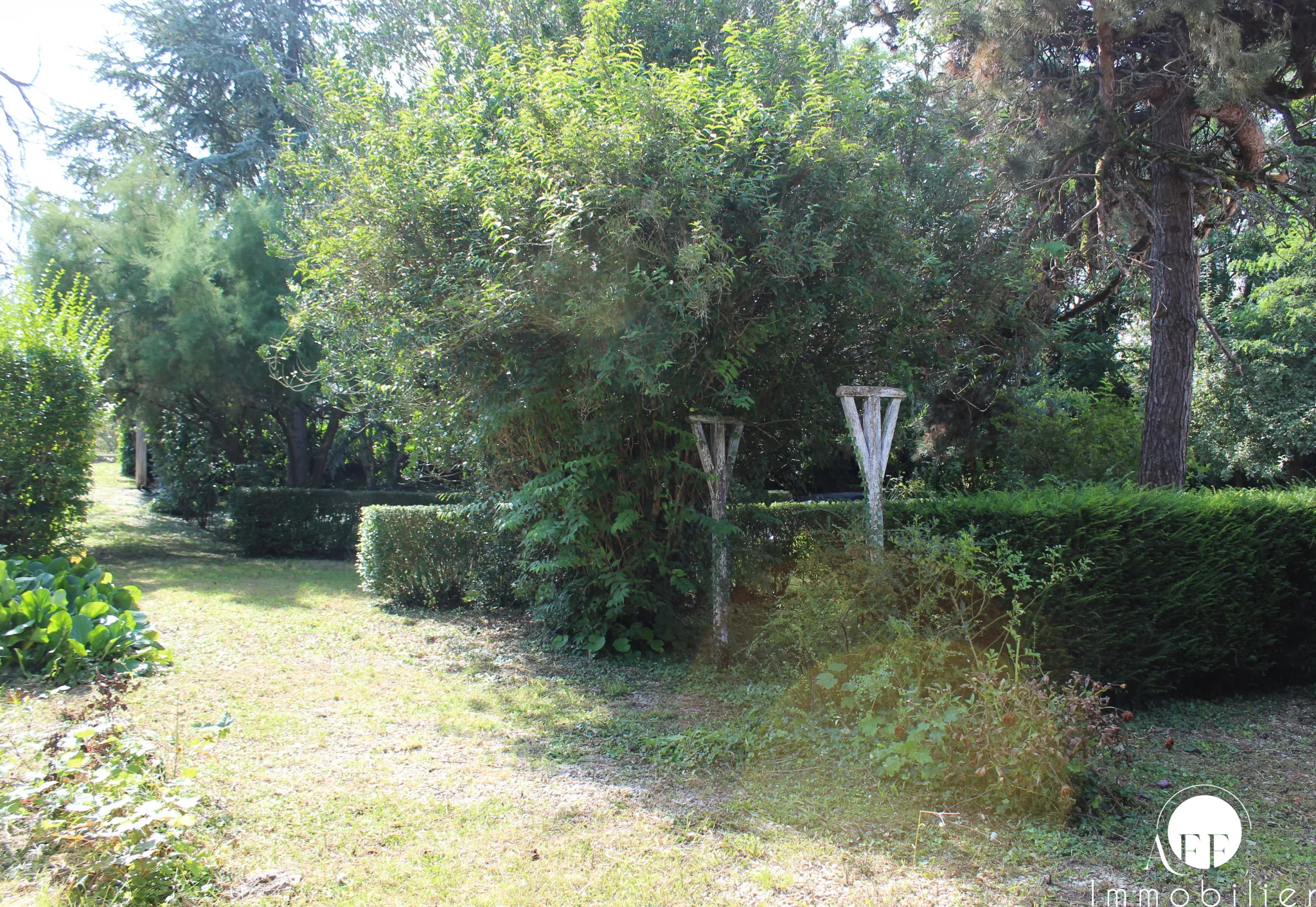 Maison de charme à Beton Bazoches avec jardin et garage 