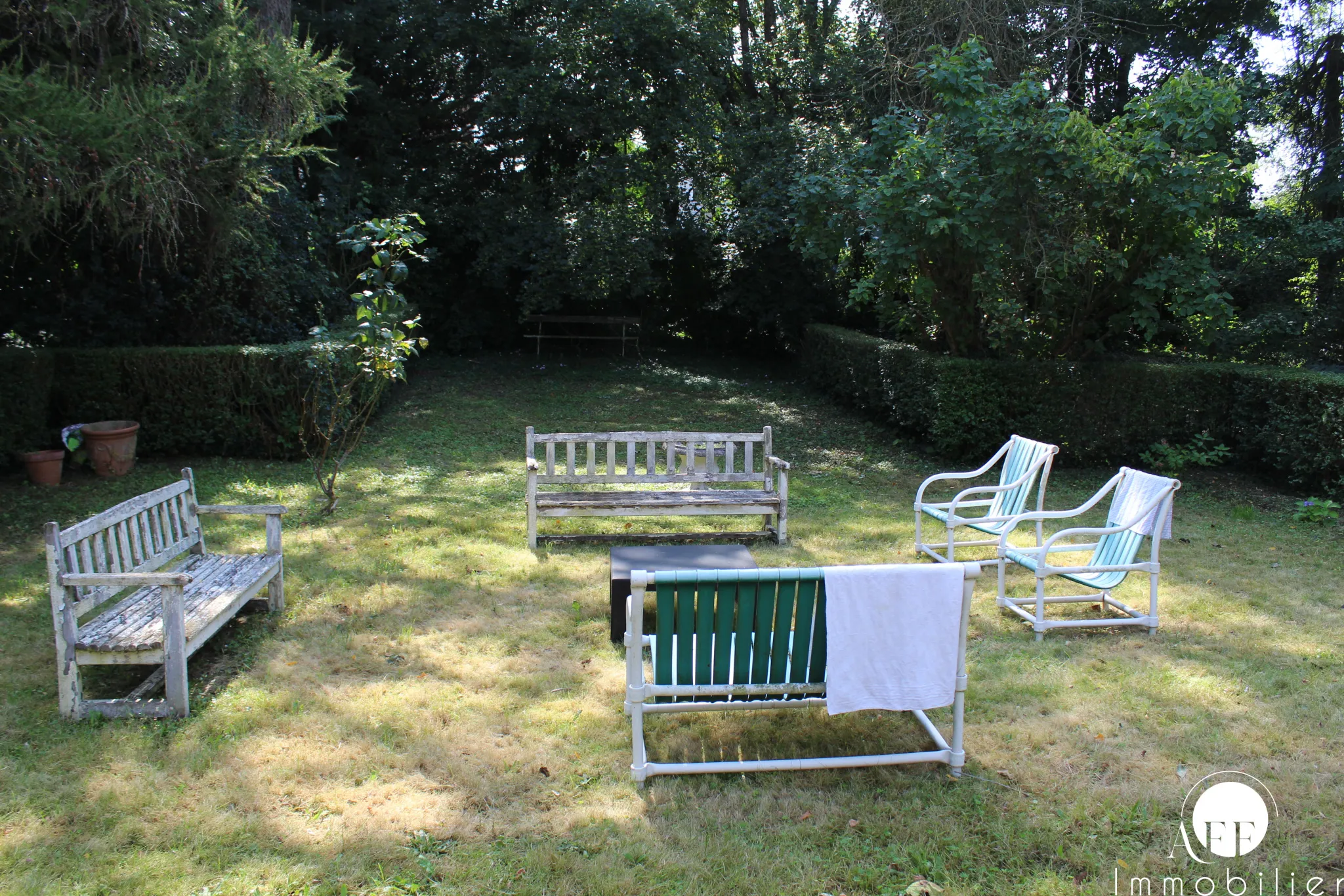 Maison de charme à Beton Bazoches avec jardin et garage 