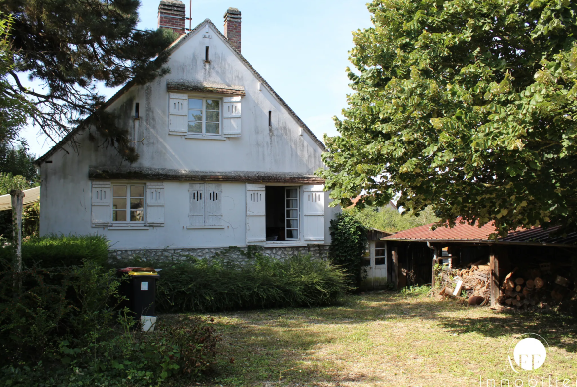 Maison de charme à Beton Bazoches avec jardin et garage 