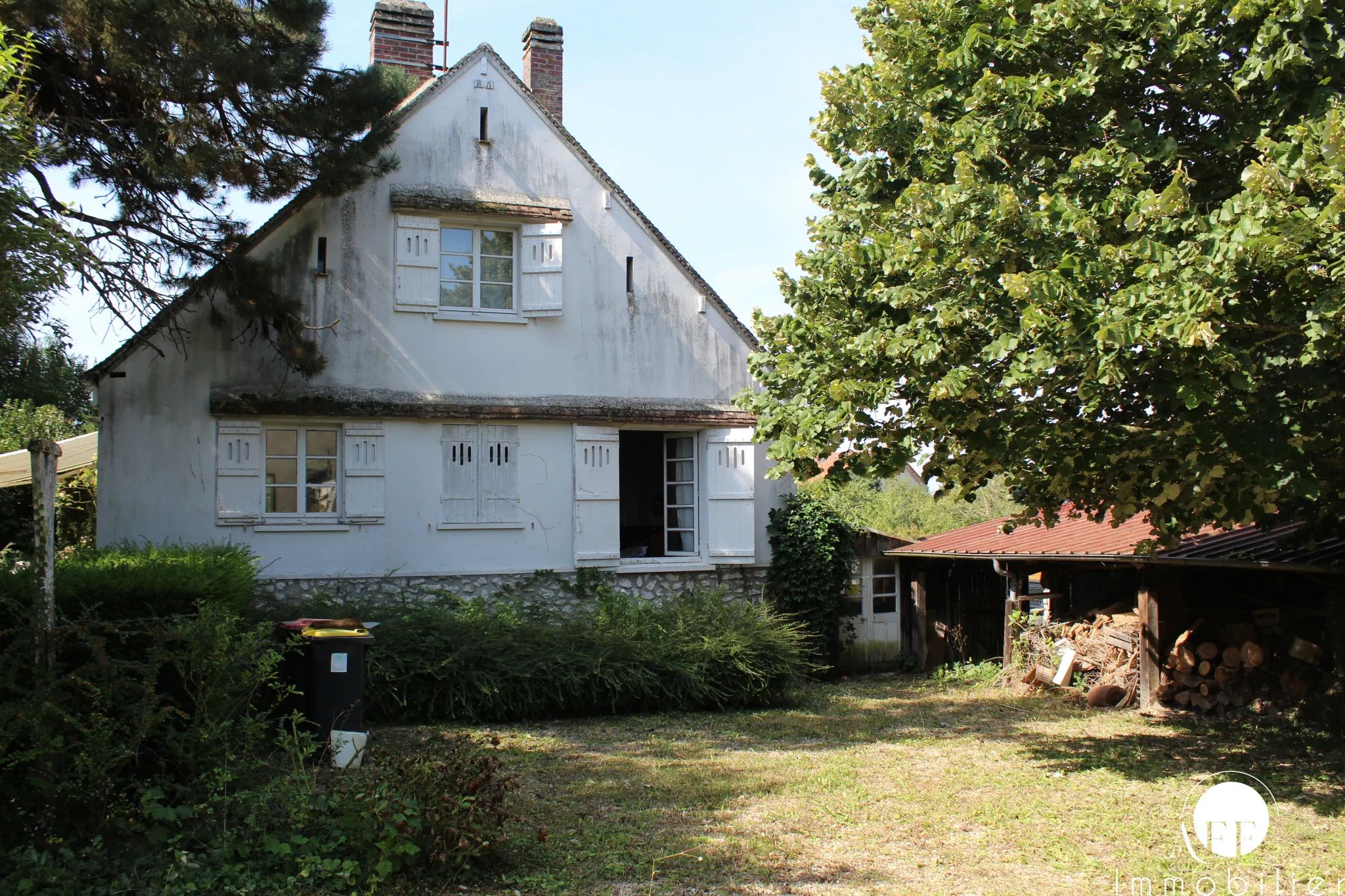 Maison de charme à Beton Bazoches avec jardin et garage 