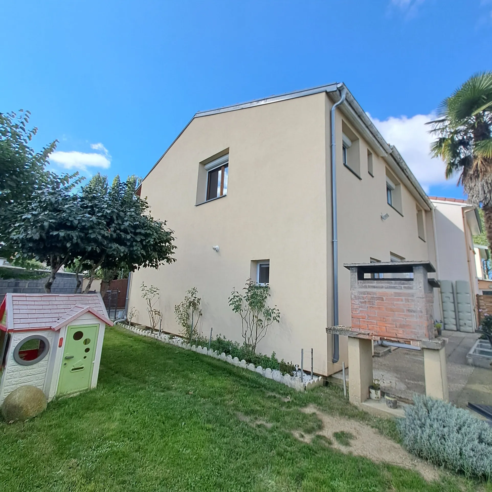 Maison avec jardin à Odos, 140 m2, 4 chambres 