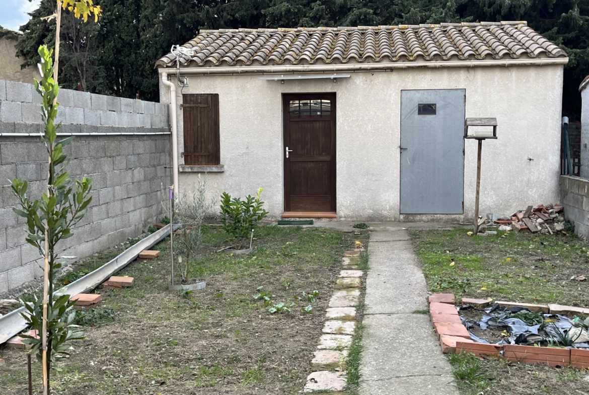 Maison de plain-pied avec jardin et garage à Lezignan-Corbieres 