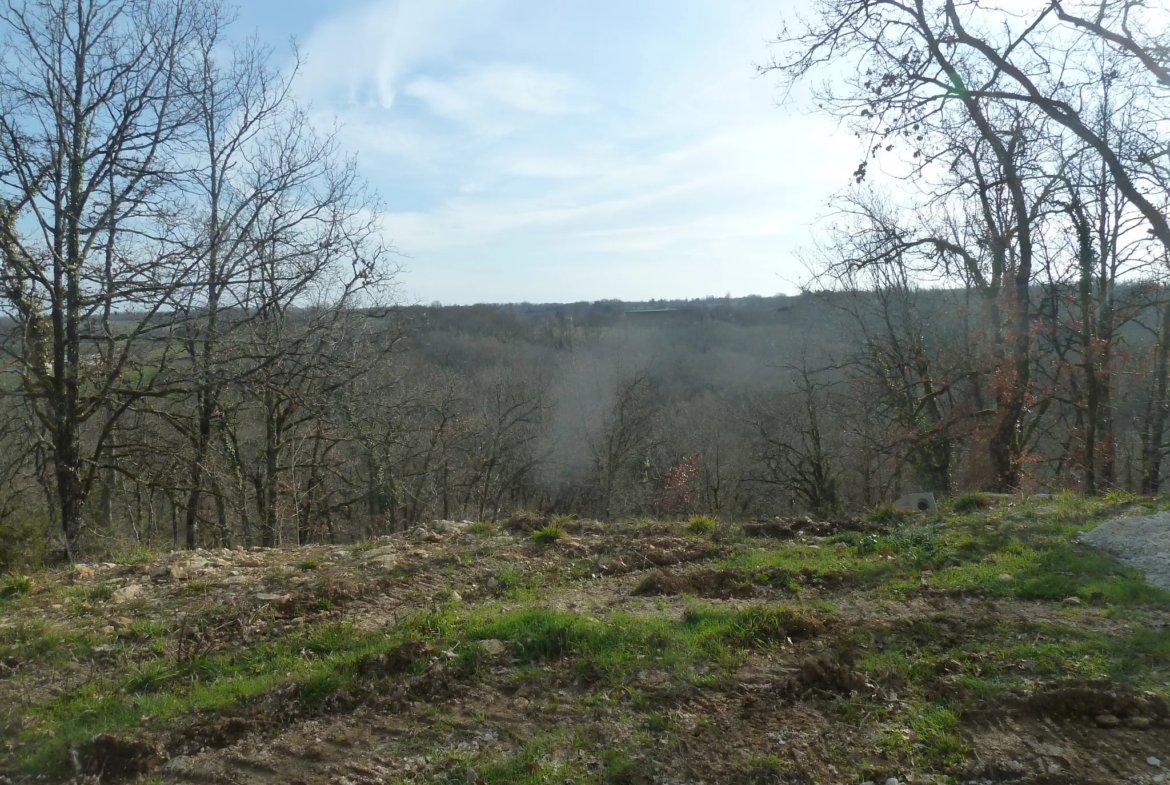 Maison ossature bois à terminer dans les bois à Masquieres 