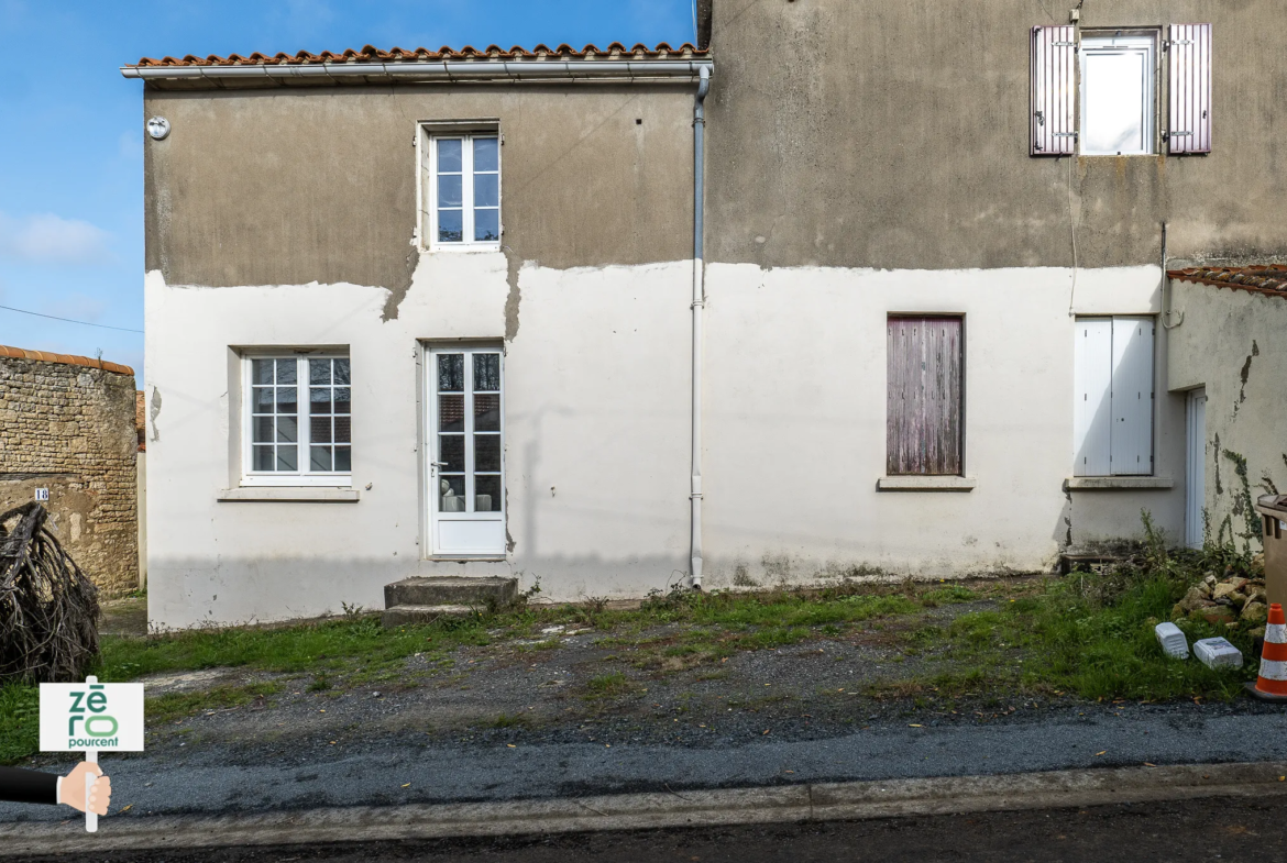 Maison à rénover de 65 m² à Saint-Aubin-la-Plaine 