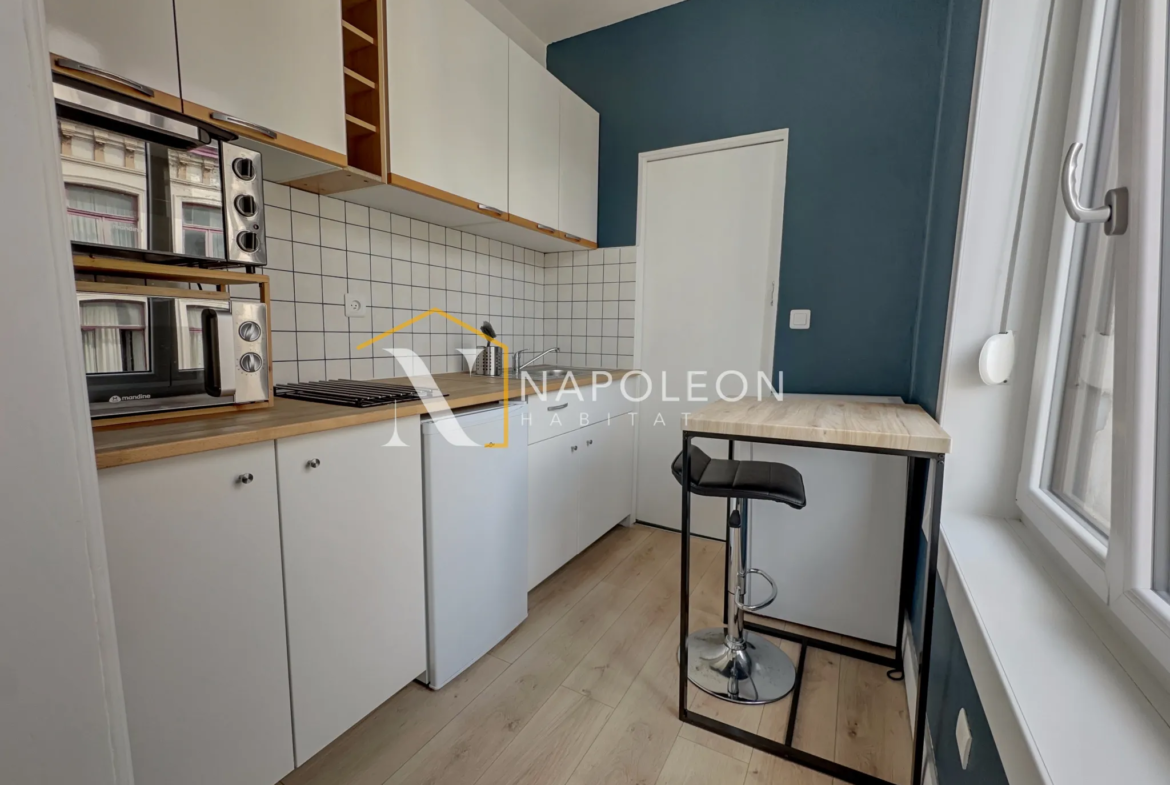 Appartement rénové à Lille, divisé en 2 studios proches de Sébastopol 