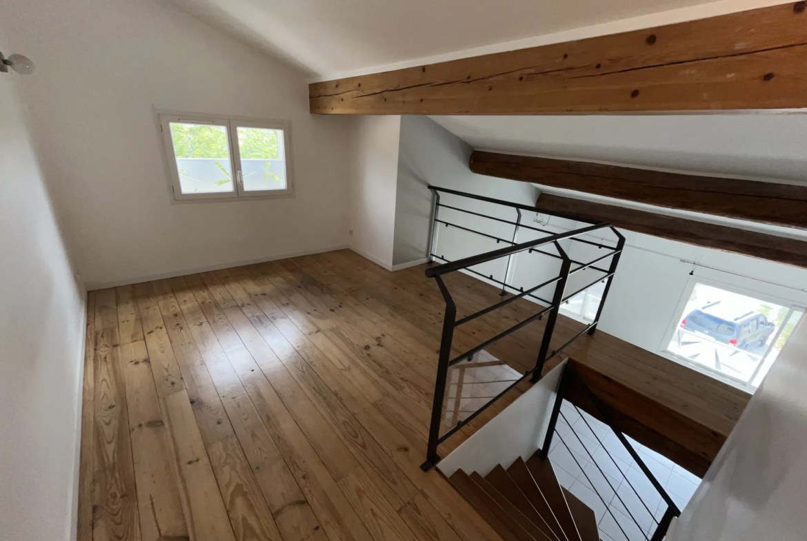 Maison rénovée 3 chambres à Conilhac-Corbières 