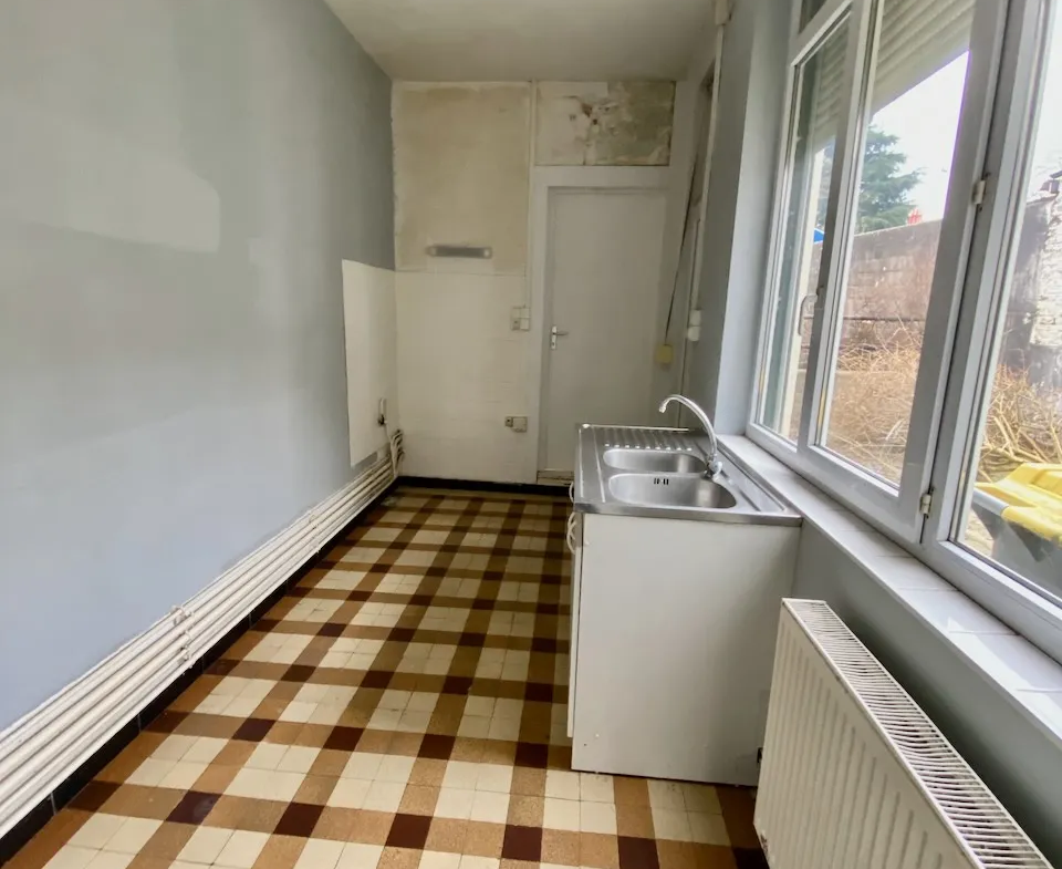 Maison en briques à vendre à Hautmont - Près de 109 m² 