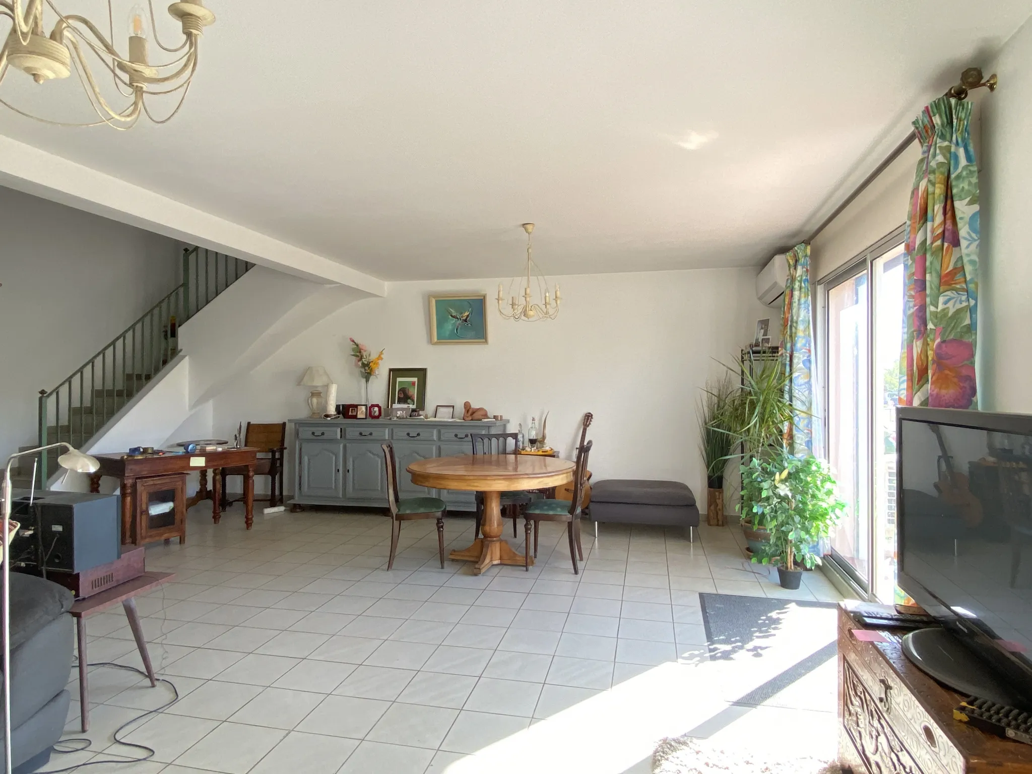 Maison de Ville avec Jardin et Garage à Perpignan Sud 