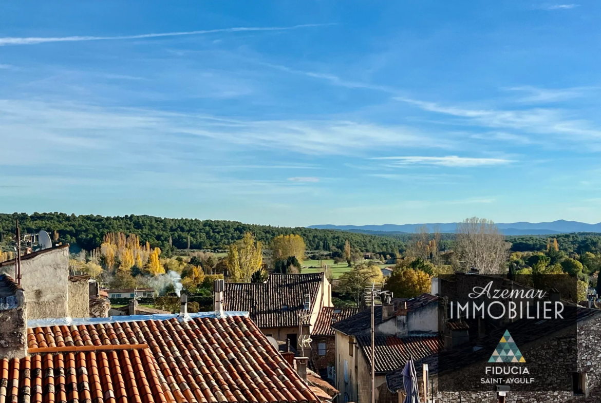 À vendre : Maison de village de 180m2 à Aups 