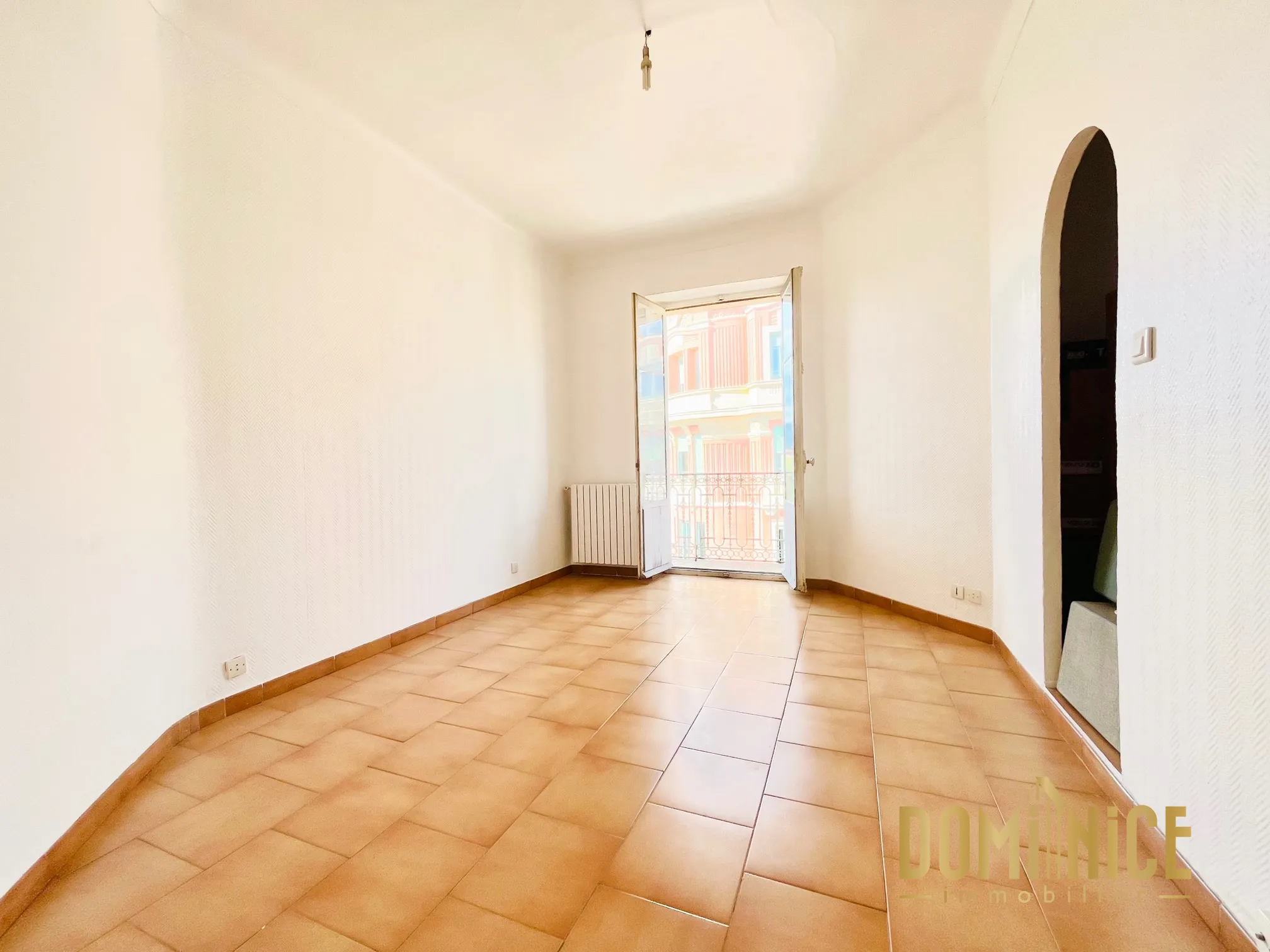 À vendre: Appartement T3 dernier étage avec balcon à Nice, 55 m² 