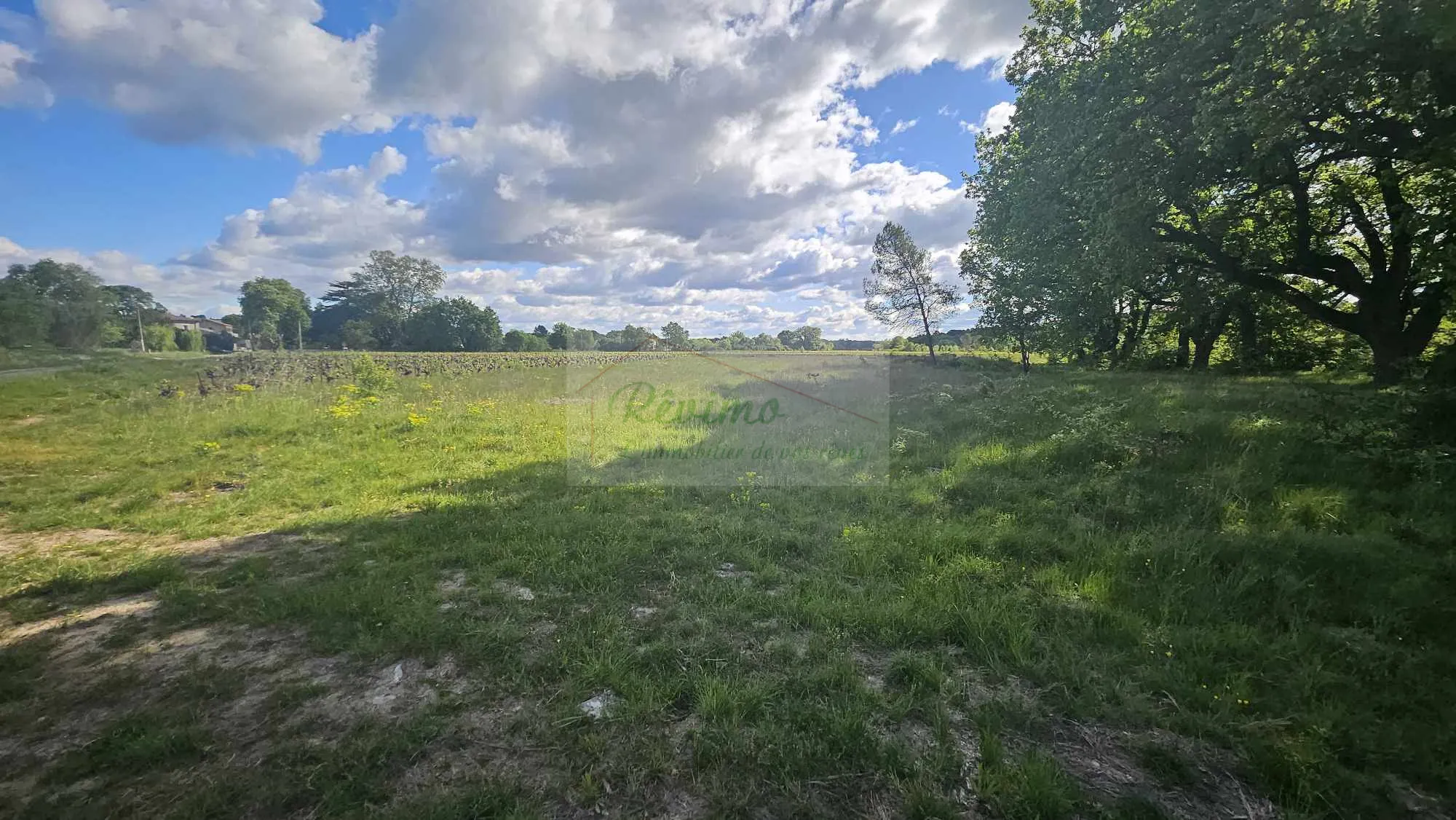 Terrain agricole de 1790 m² à vendre à Galargues pour 10 000 € 