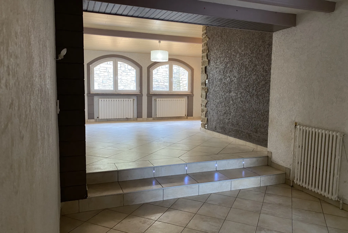 Belle maison mitoyenne à vendre à St Avold - 3 chambres, 136 m² 