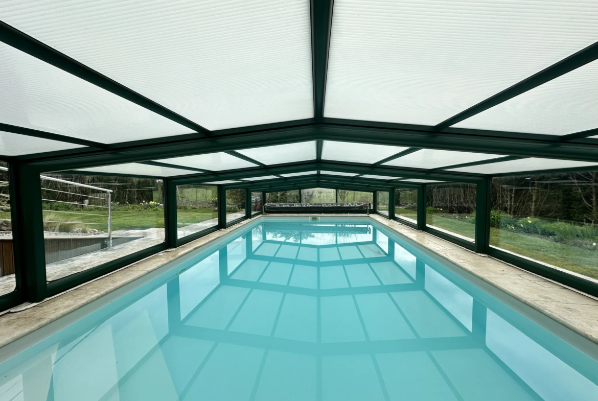 Jolie Maison avec Piscine à vendre à Yzernay - 15 minutes de Cholet 