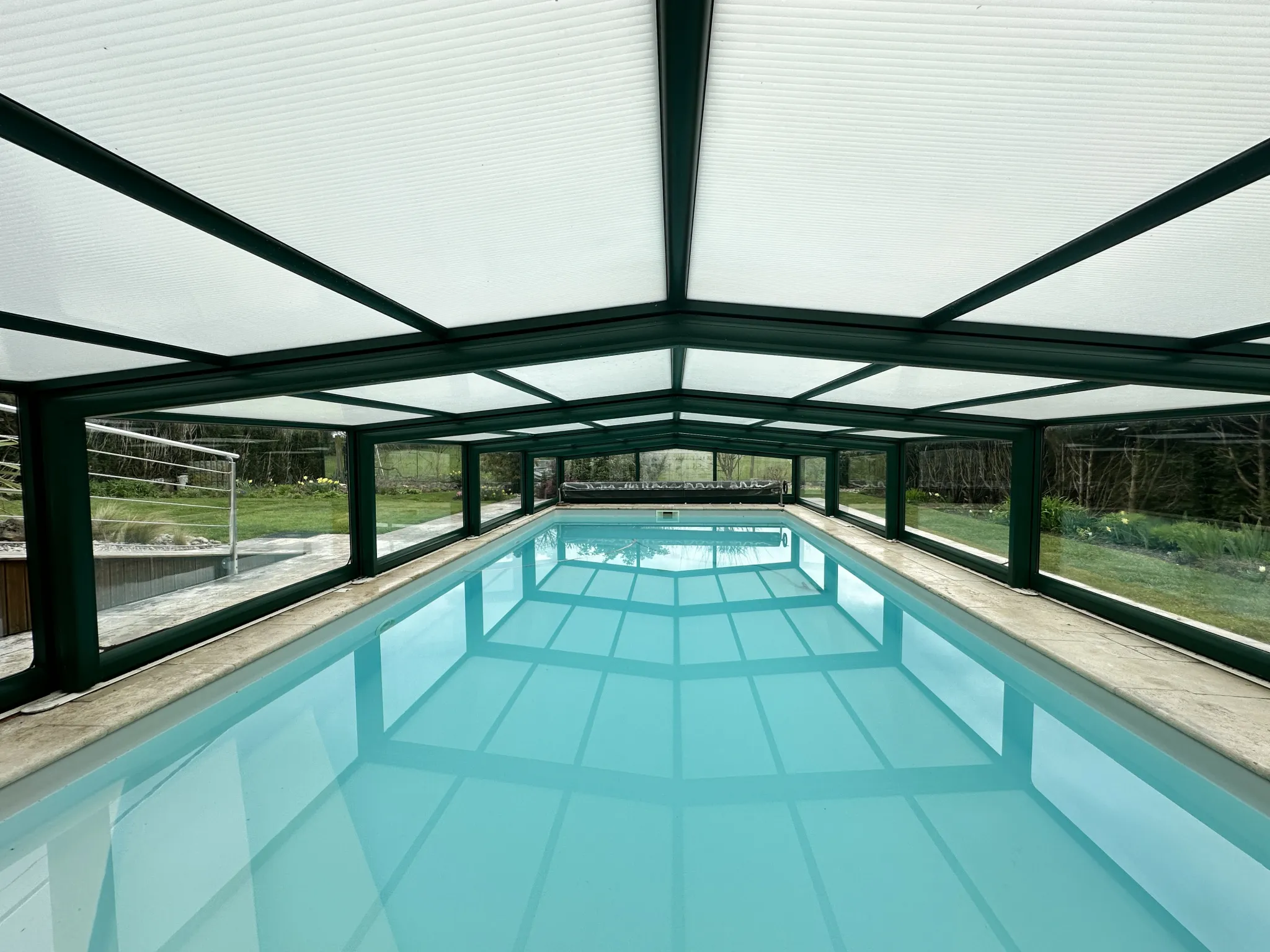 Jolie Maison avec Piscine à vendre à Yzernay - 15 minutes de Cholet 