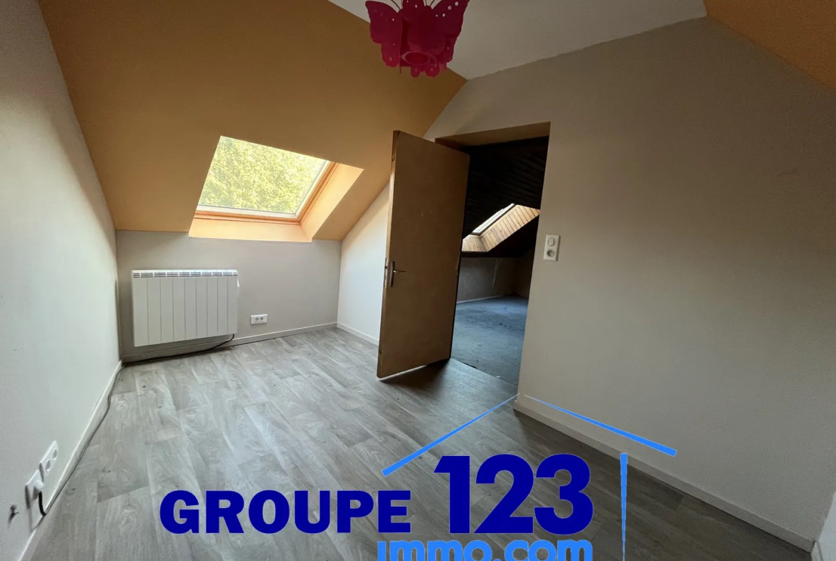 Maison ancienne à vendre à Escamps - 103 m² - 4 chambres 