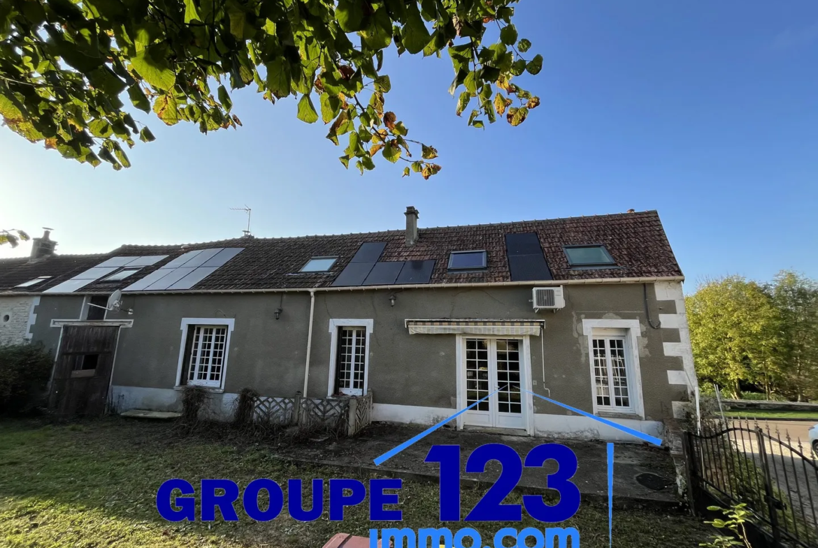 Maison ancienne à vendre à Escamps - 103 m² - 4 chambres 