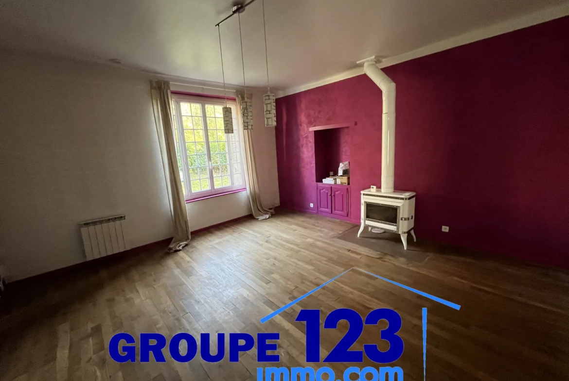 Maison ancienne à vendre à Escamps - 103 m² - 4 chambres 