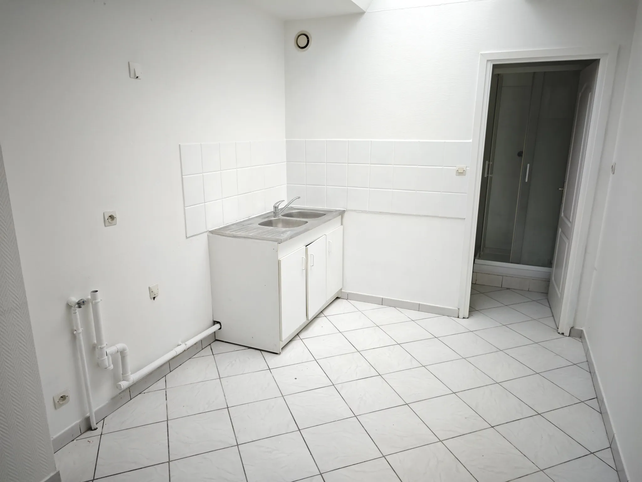 À Vendre : Immeuble de 190 m2 à Roubaix pour 264 000 € 