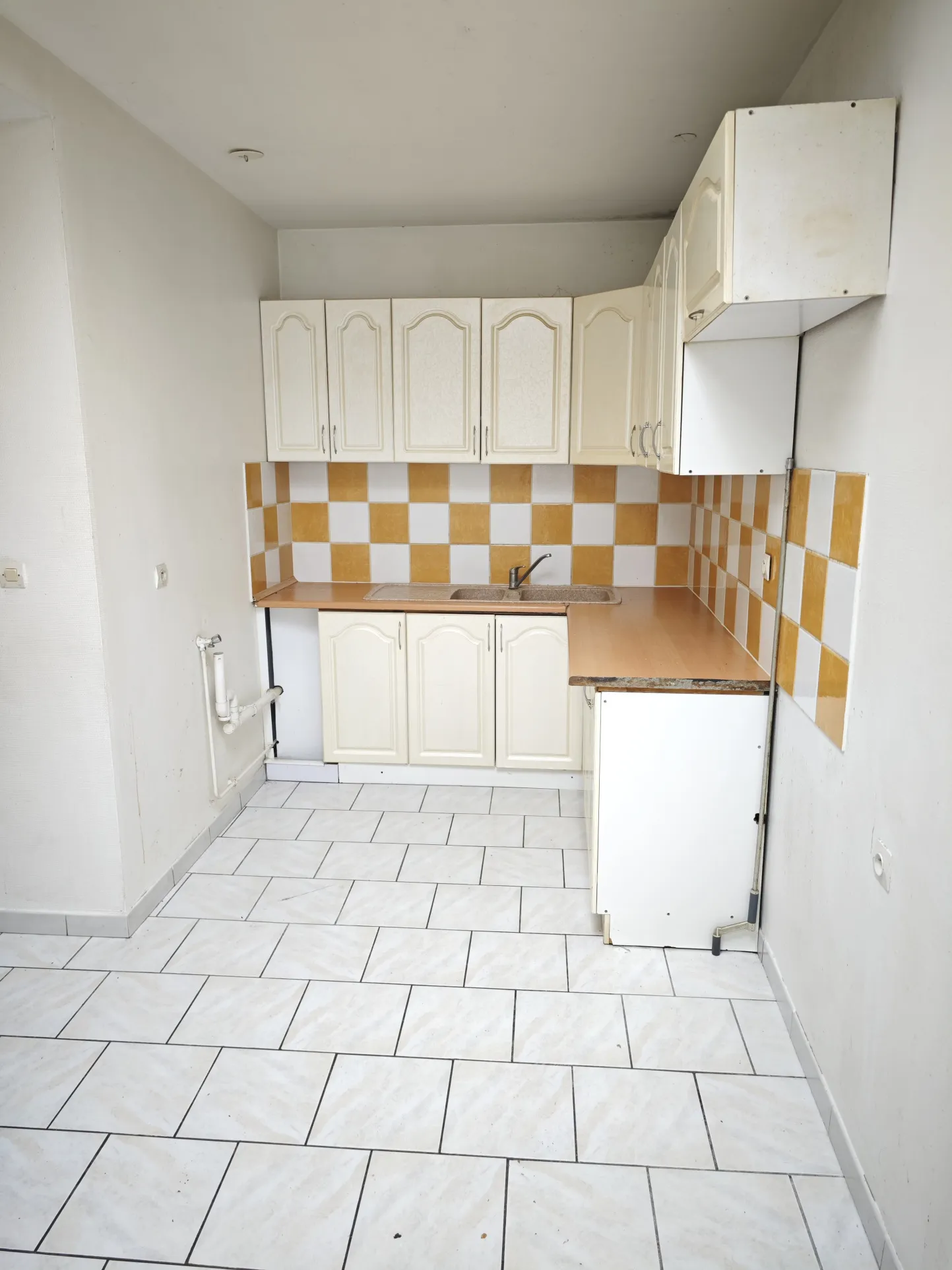 À Vendre : Immeuble de 190 m2 à Roubaix pour 264 000 € 