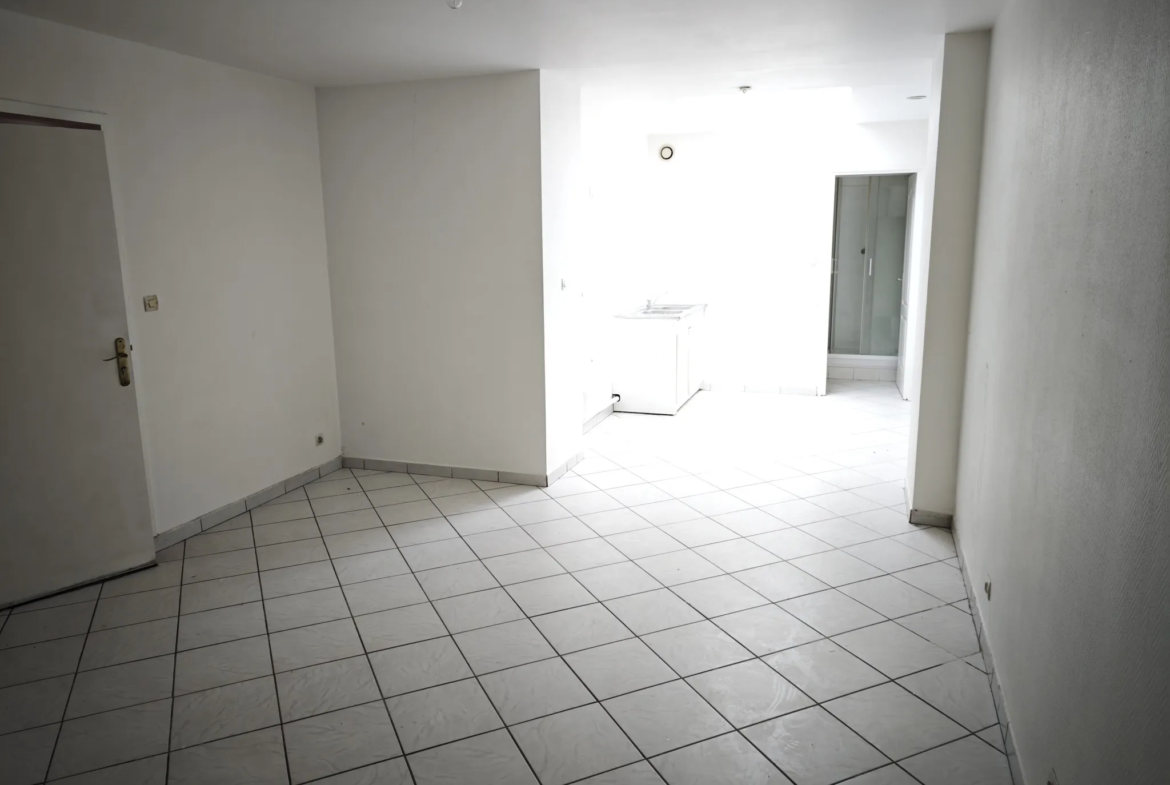 À Vendre : Immeuble de 190 m2 à Roubaix pour 264 000 € 