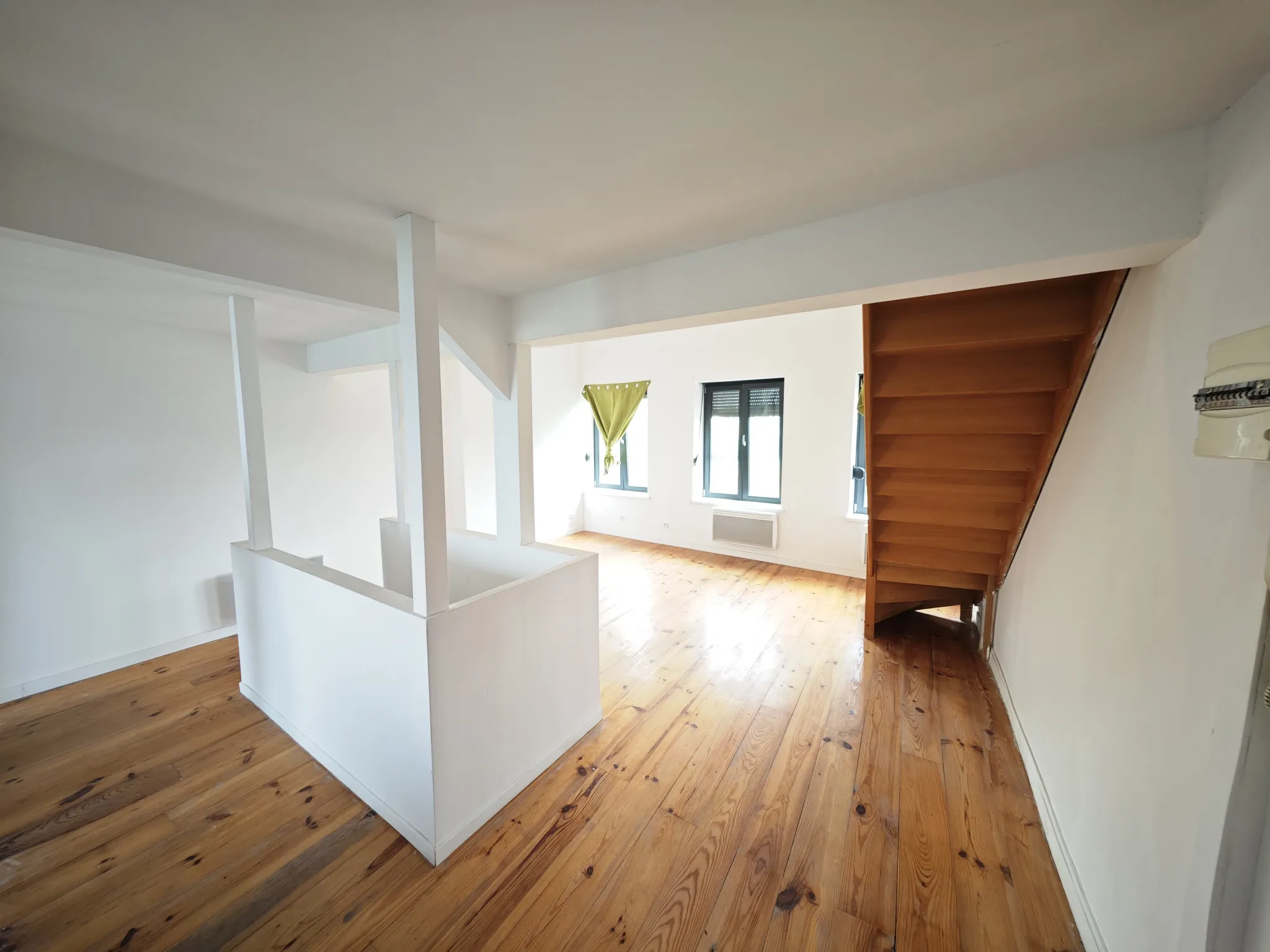 À Vendre : Immeuble de 190 m2 à Roubaix pour 264 000 € 