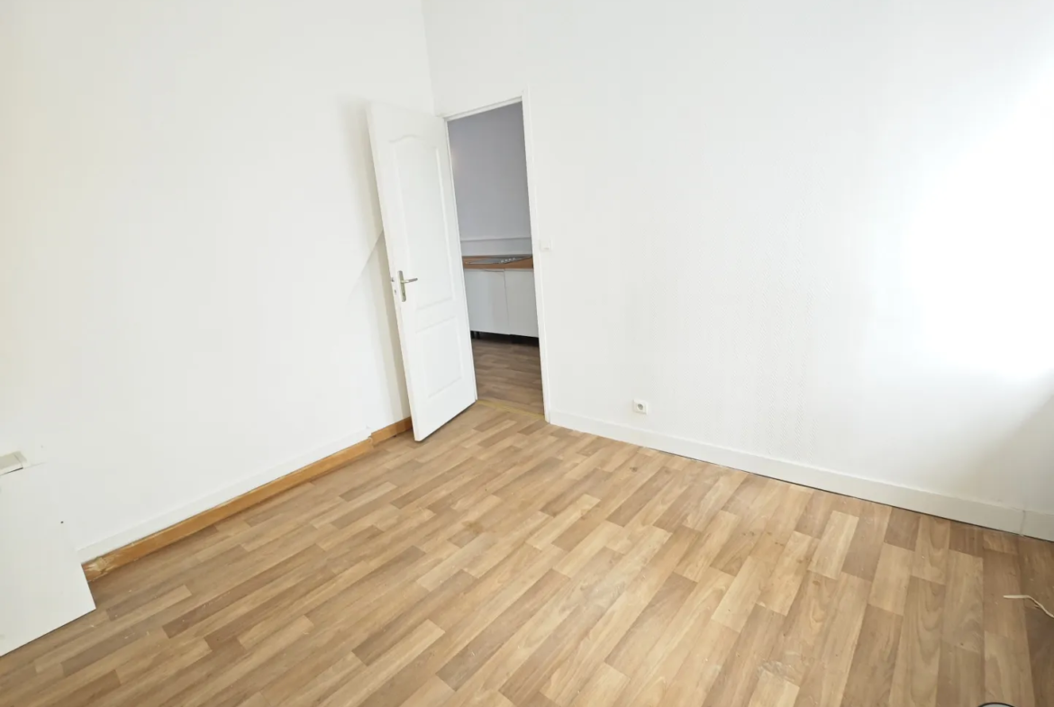 À Vendre : Immeuble de 190 m2 à Roubaix pour 264 000 € 