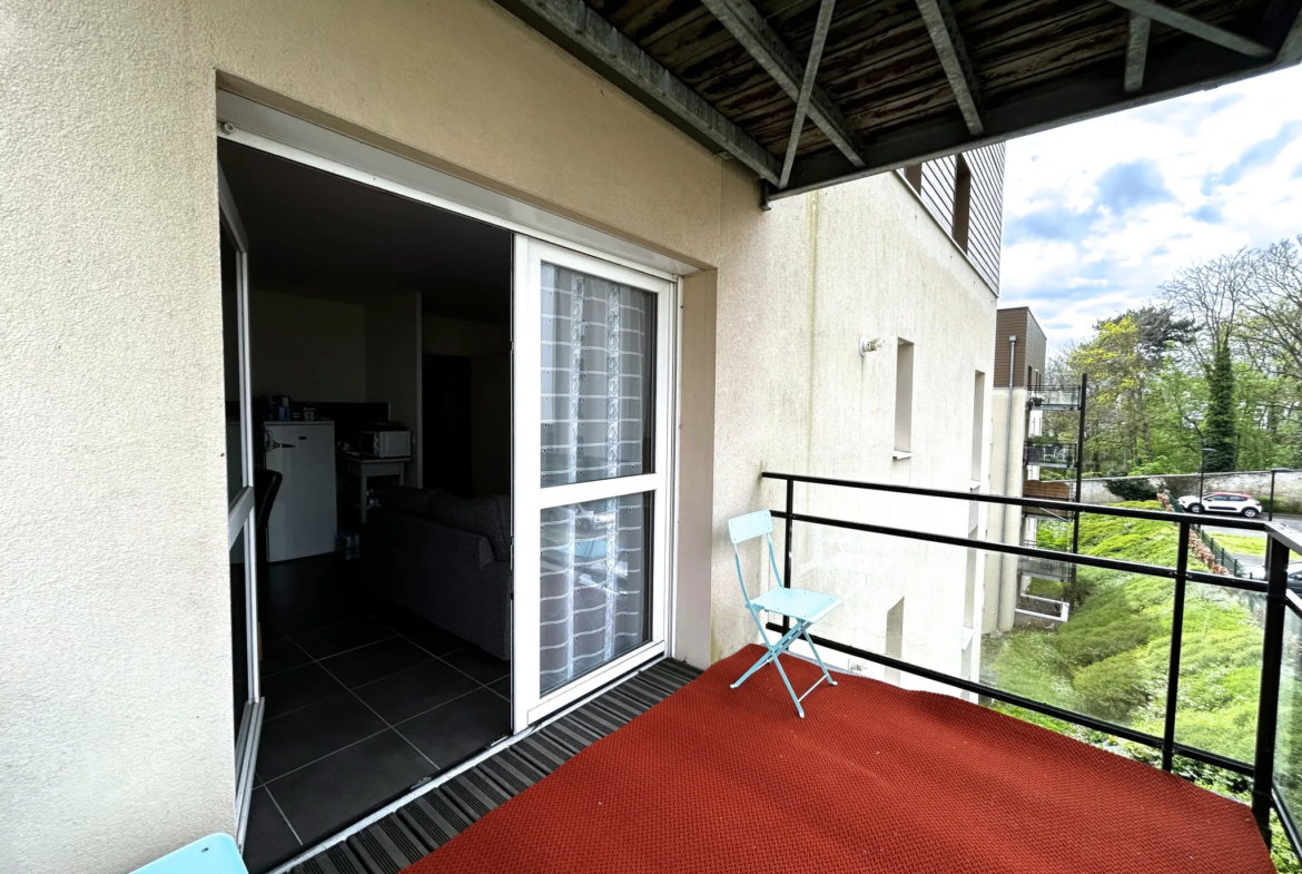 F3 à Montmorency Proche du Canal - Appartement moderne avec balcon 