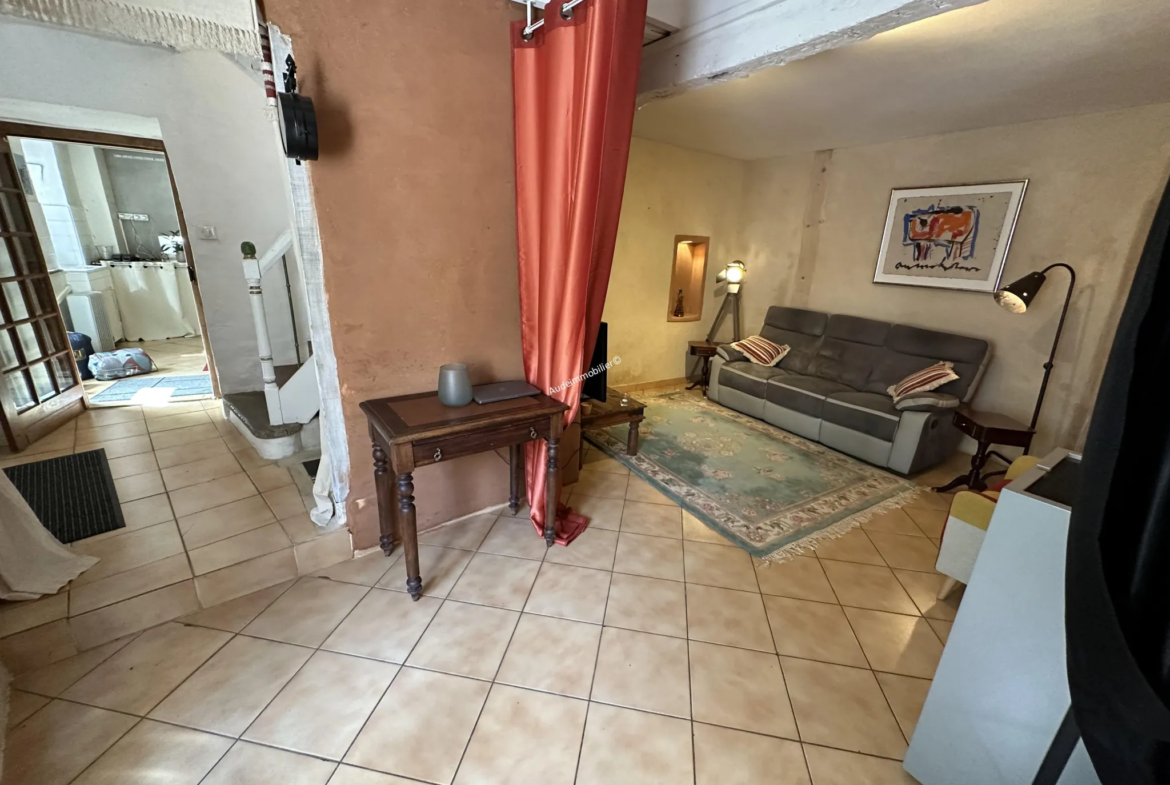 Maison de village en pierres à vendre à Limoux, 4 chambres 