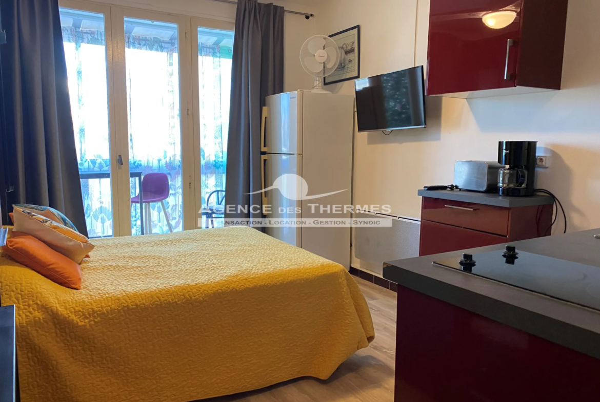 Studio rénové avec loggia à Balaruc les Bains - 115300 EUR 