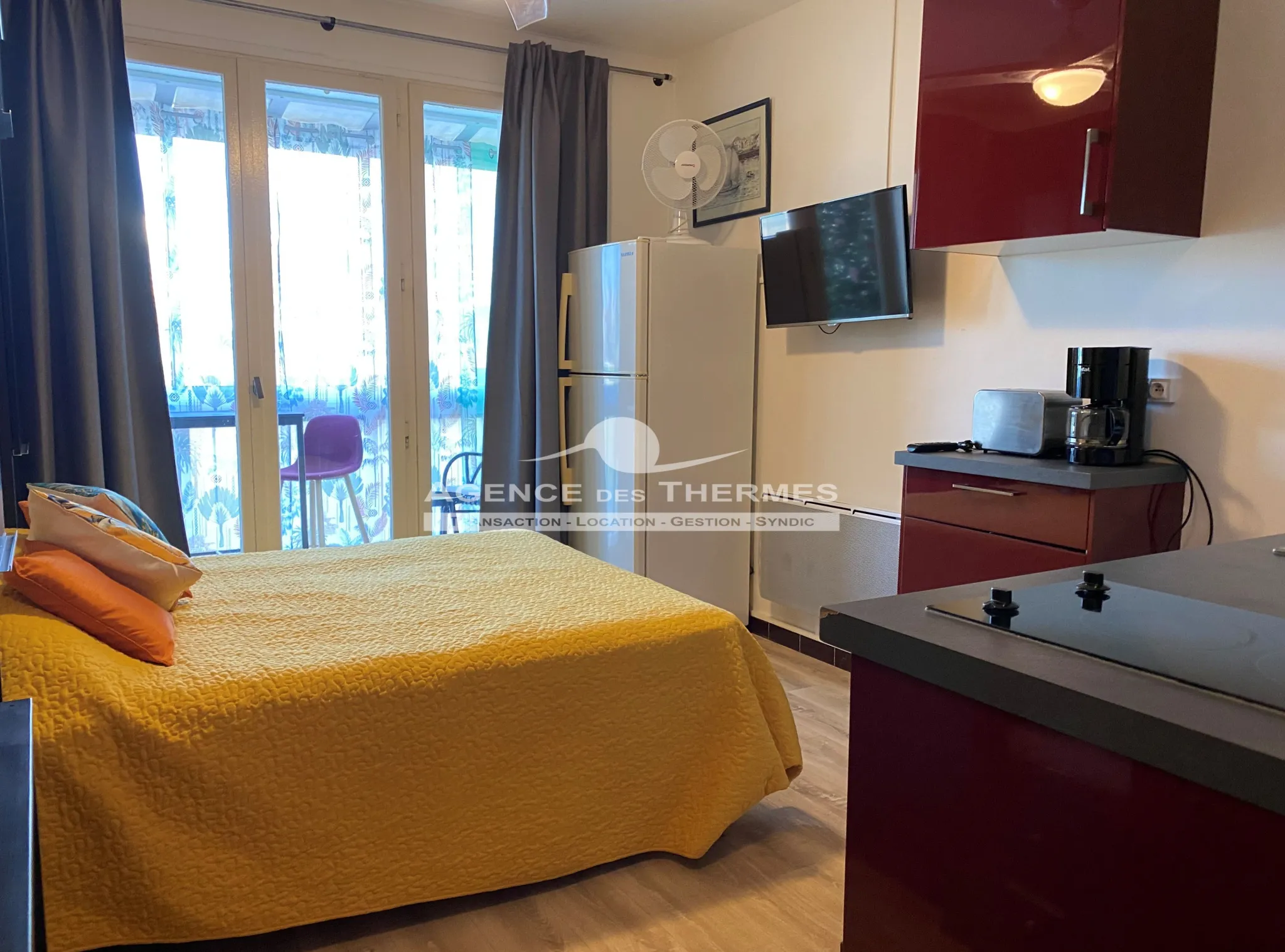 Studio rénové avec loggia à Balaruc les Bains - 115300 EUR 