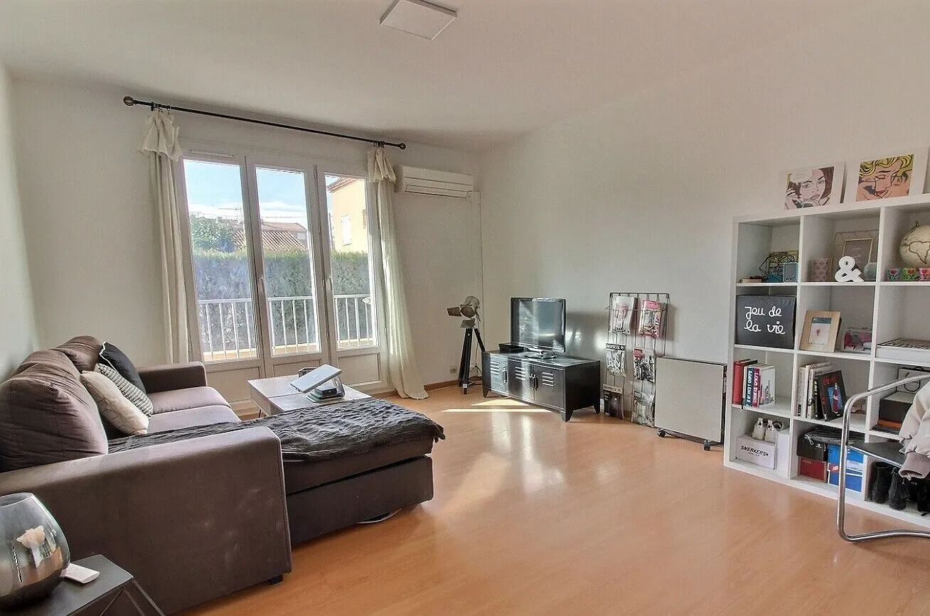 Appartement rénové type 3 à vendre à Aix-les-Milles 