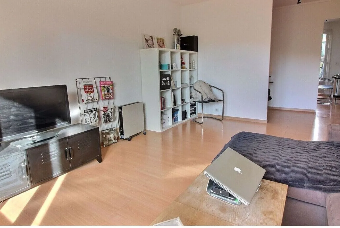 Appartement rénové type 3 à vendre à Aix-les-Milles 