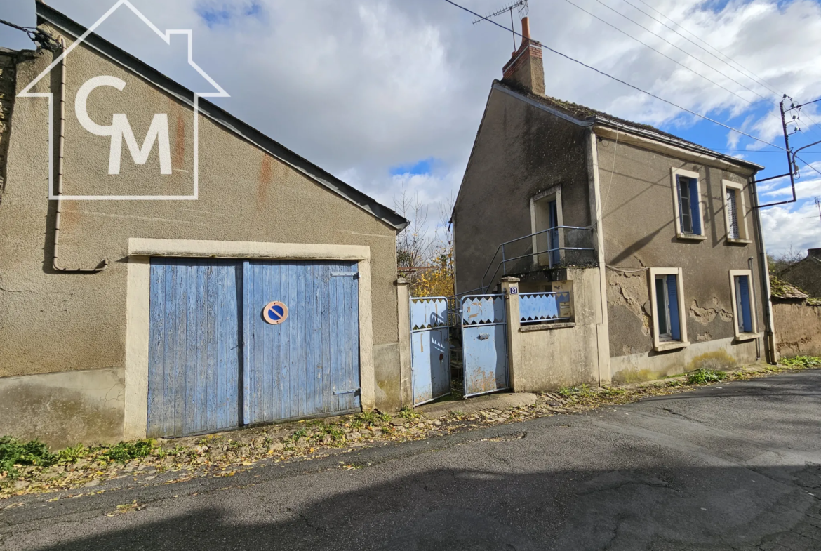 Maison centre bourg à La Chatre avec garage et jardin 