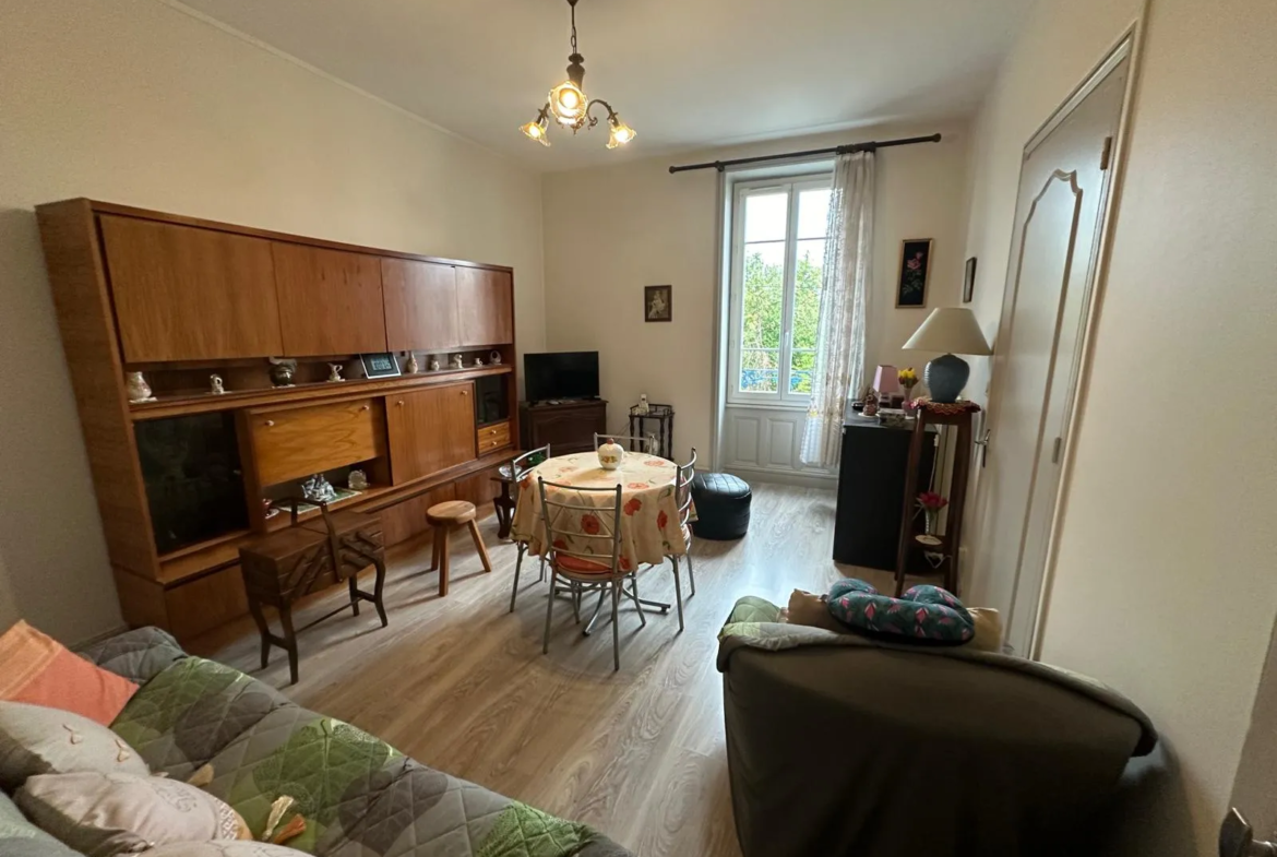 À vendre : Appartement T2 de 54 m² loué à Roanne 