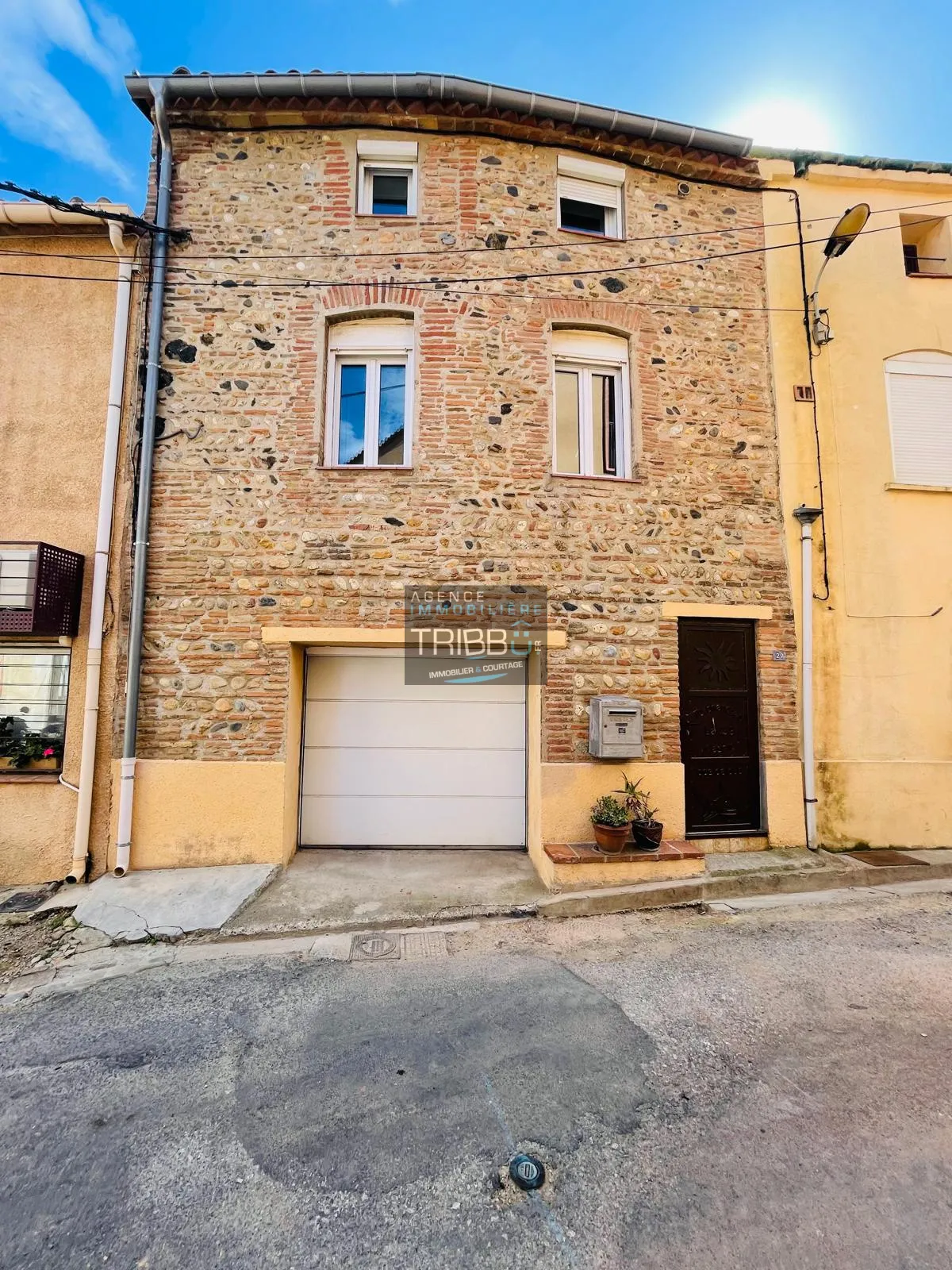 Superbe maison de village avec extérieur à Torreilles 