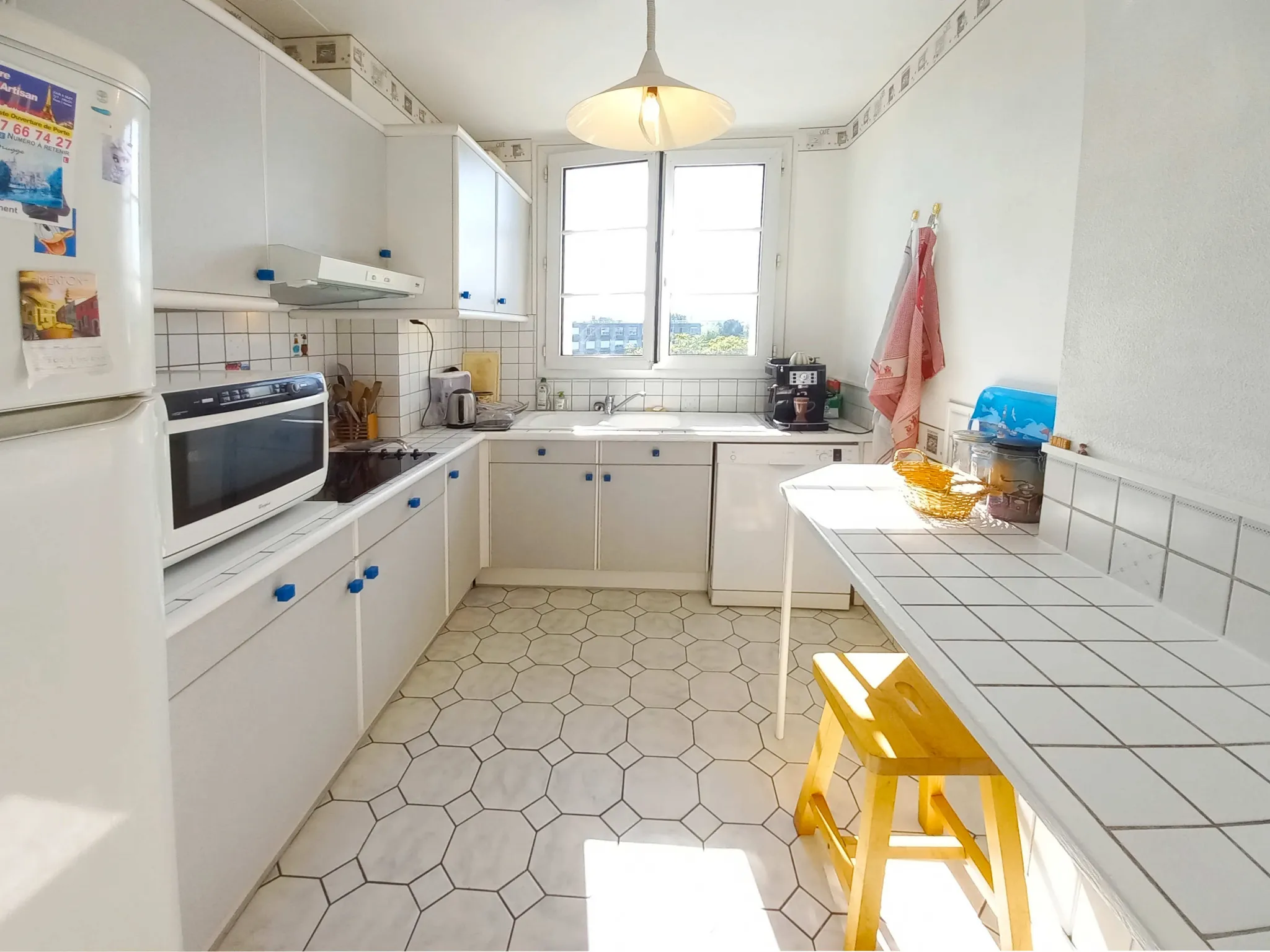 Bel appartement 4/5 pièces à vendre à Créteil, proche métro 