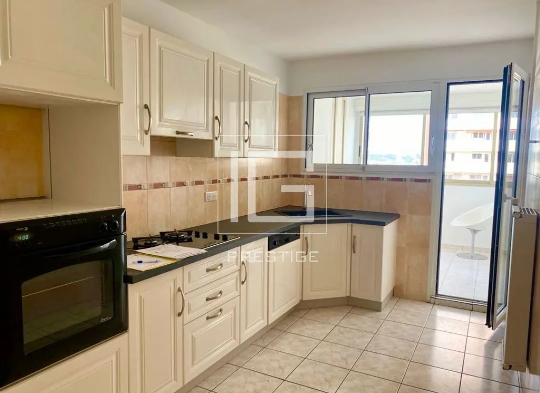 Grand appartement à vendre à Toulon - Proche Bazeilles et Mourillon 