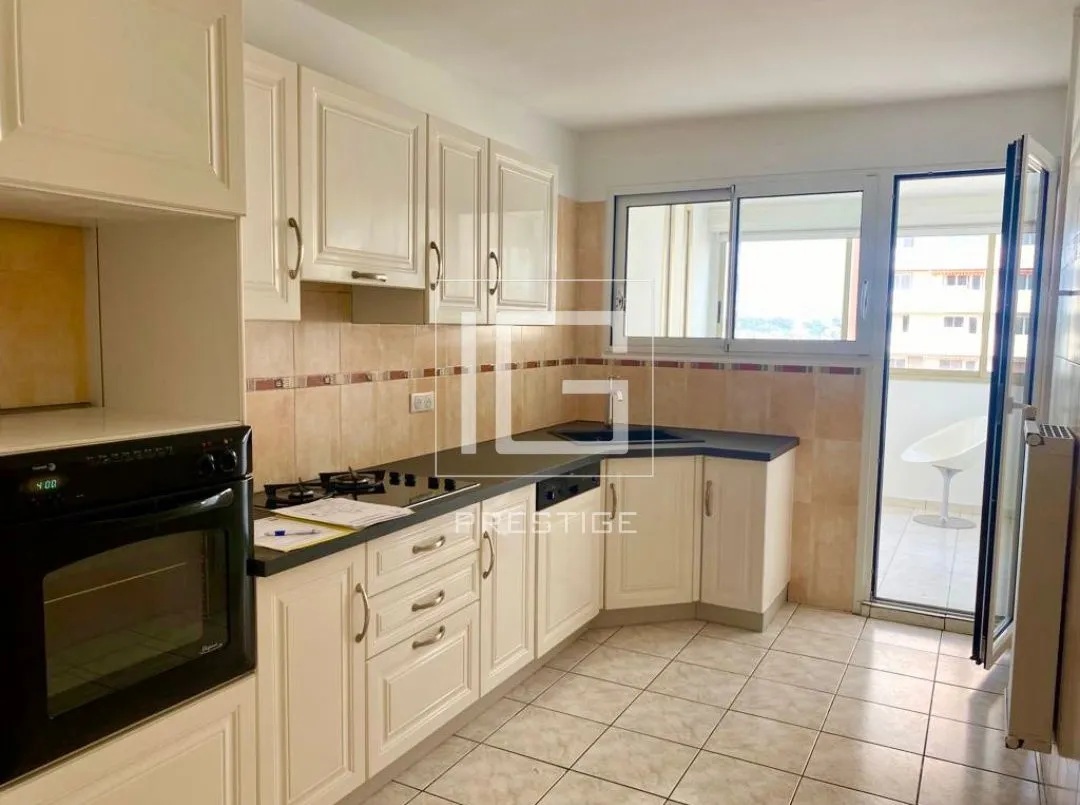 Grand appartement à vendre à Toulon - Proche Bazeilles et Mourillon 