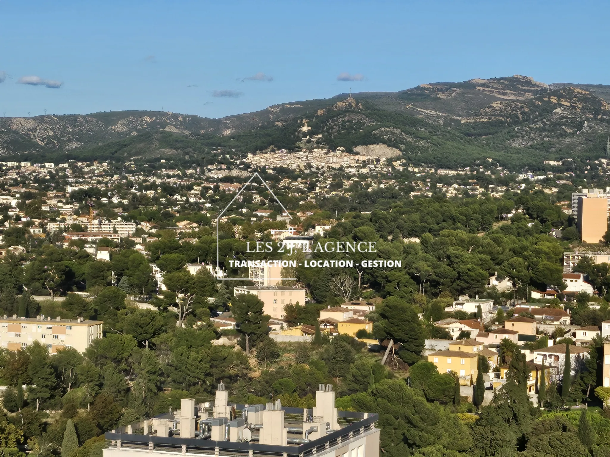 T3/4 à vendre à Montolivet avec vue dégagée sur la mer 