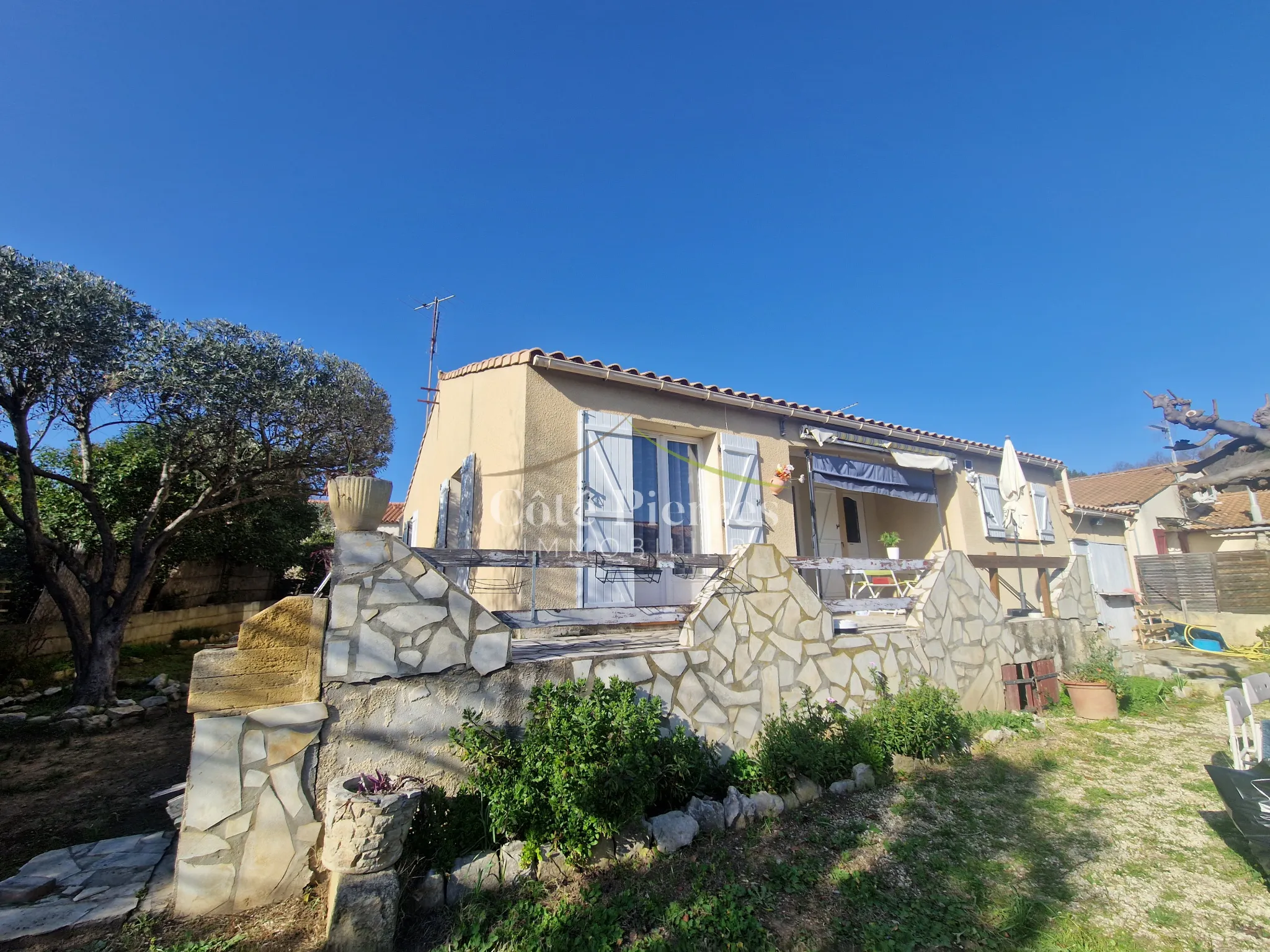 Charmante maison de 100 m² avec 3 chambres à Nîmes Est 