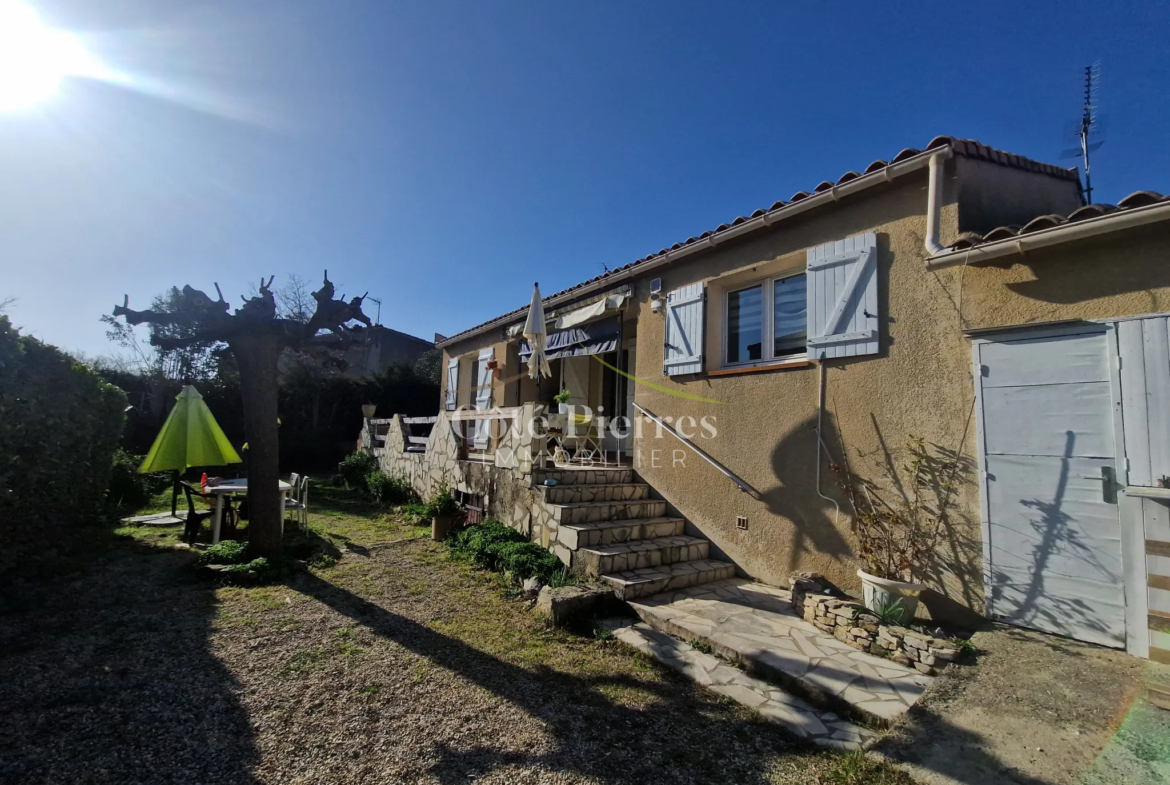 Charmante maison de 100 m² avec 3 chambres à Nîmes Est 