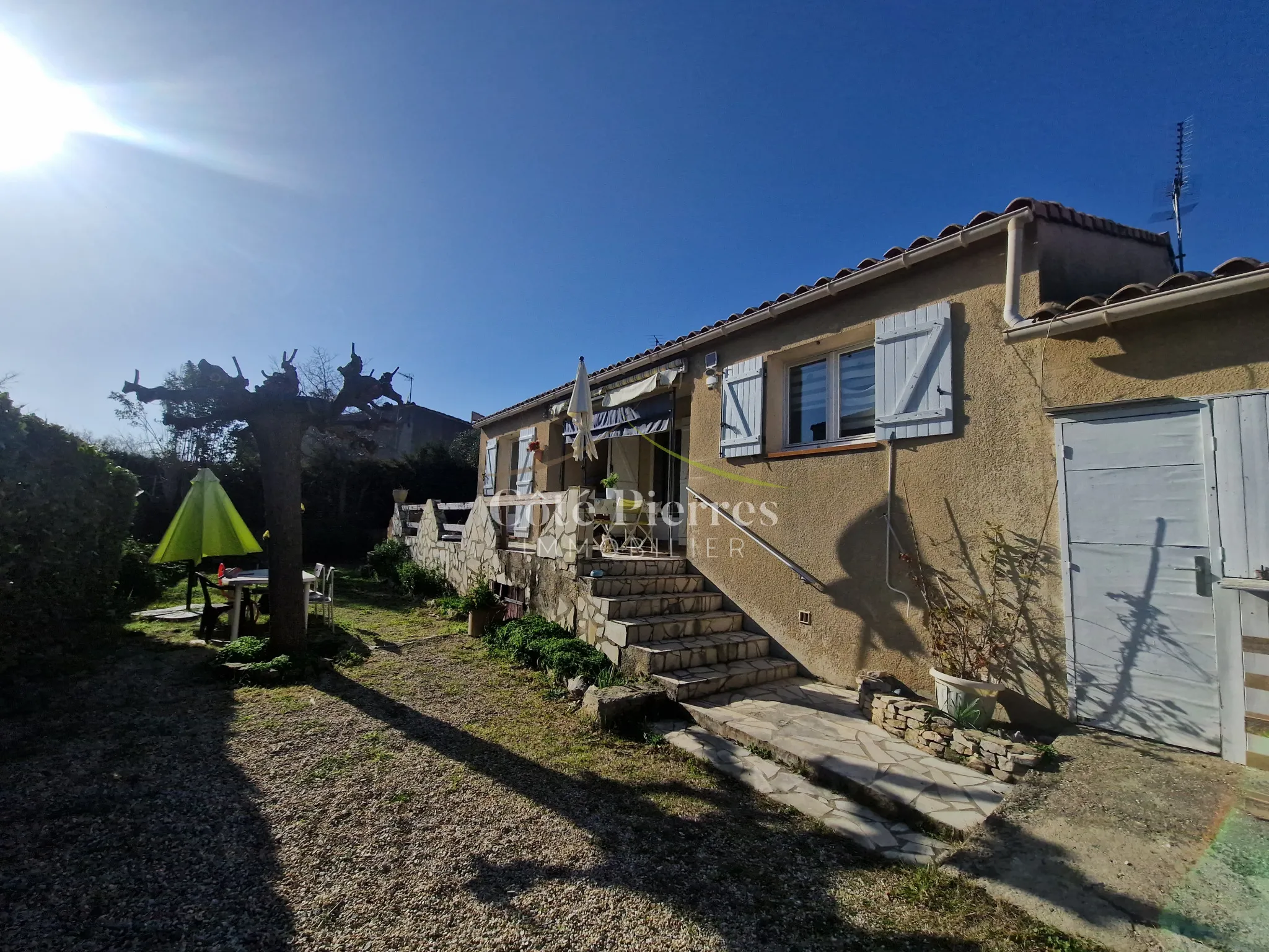 Charmante maison de 100 m² avec 3 chambres à Nîmes Est 