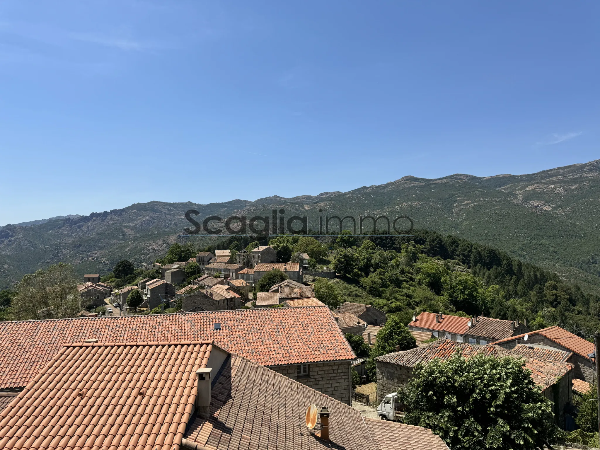 Maison de village 140 m² à Aullène - 162000 € 