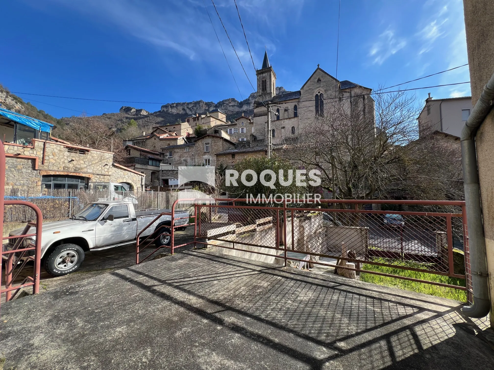 À vendre: Maison T3 avec appartement à Millau 