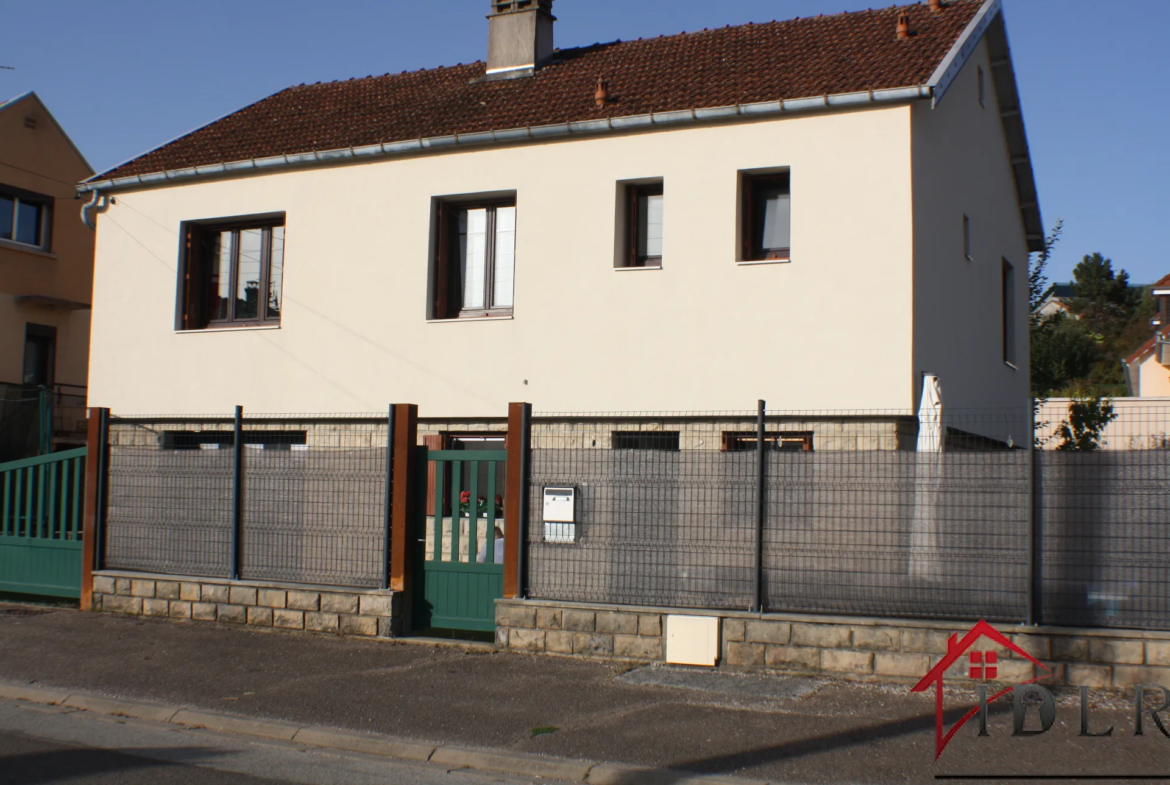 Maison Rénovée à Vendre au Centre de Chalindrey 