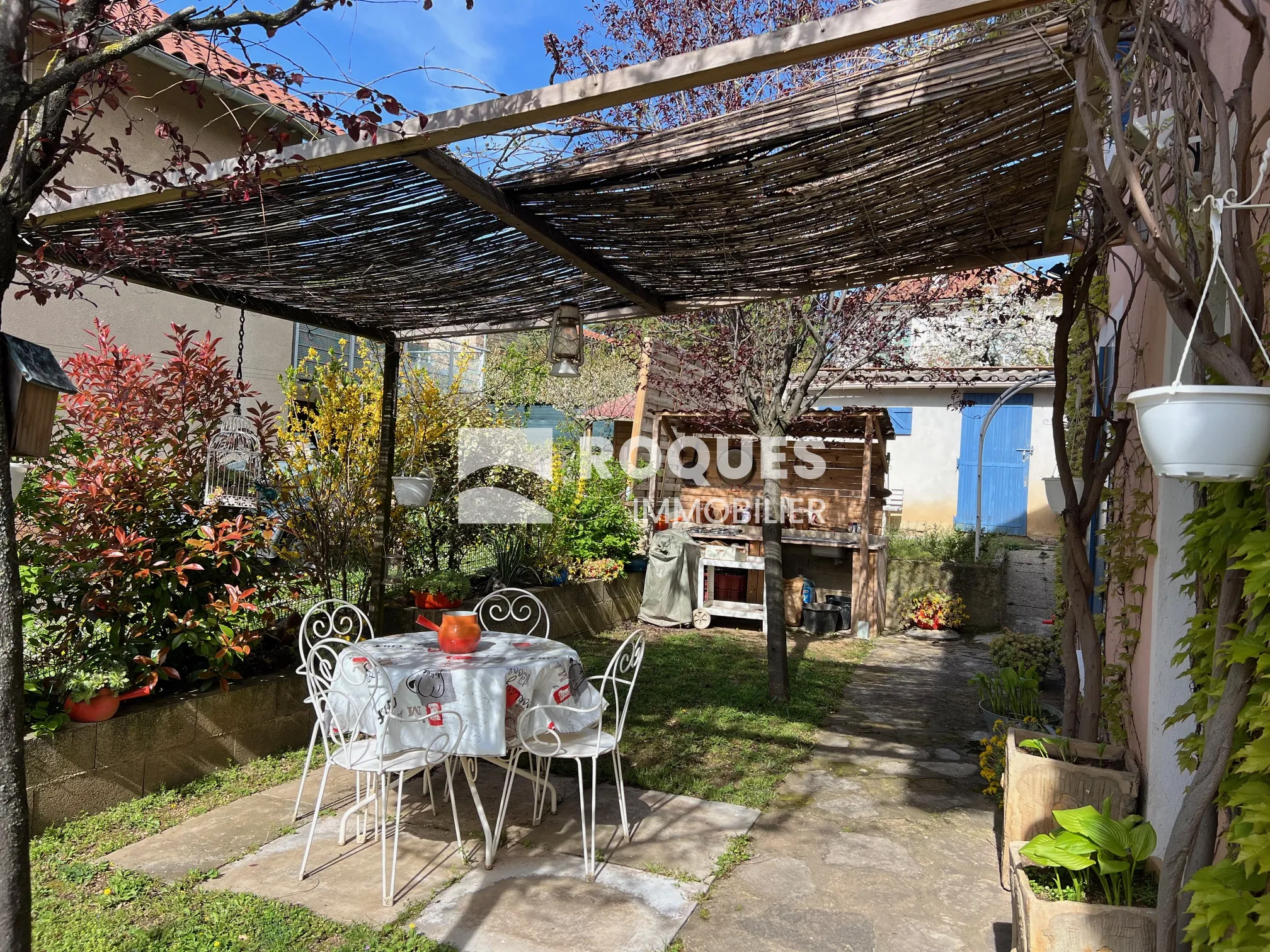 À vendre : Maison T6 avec jardin à Millau 