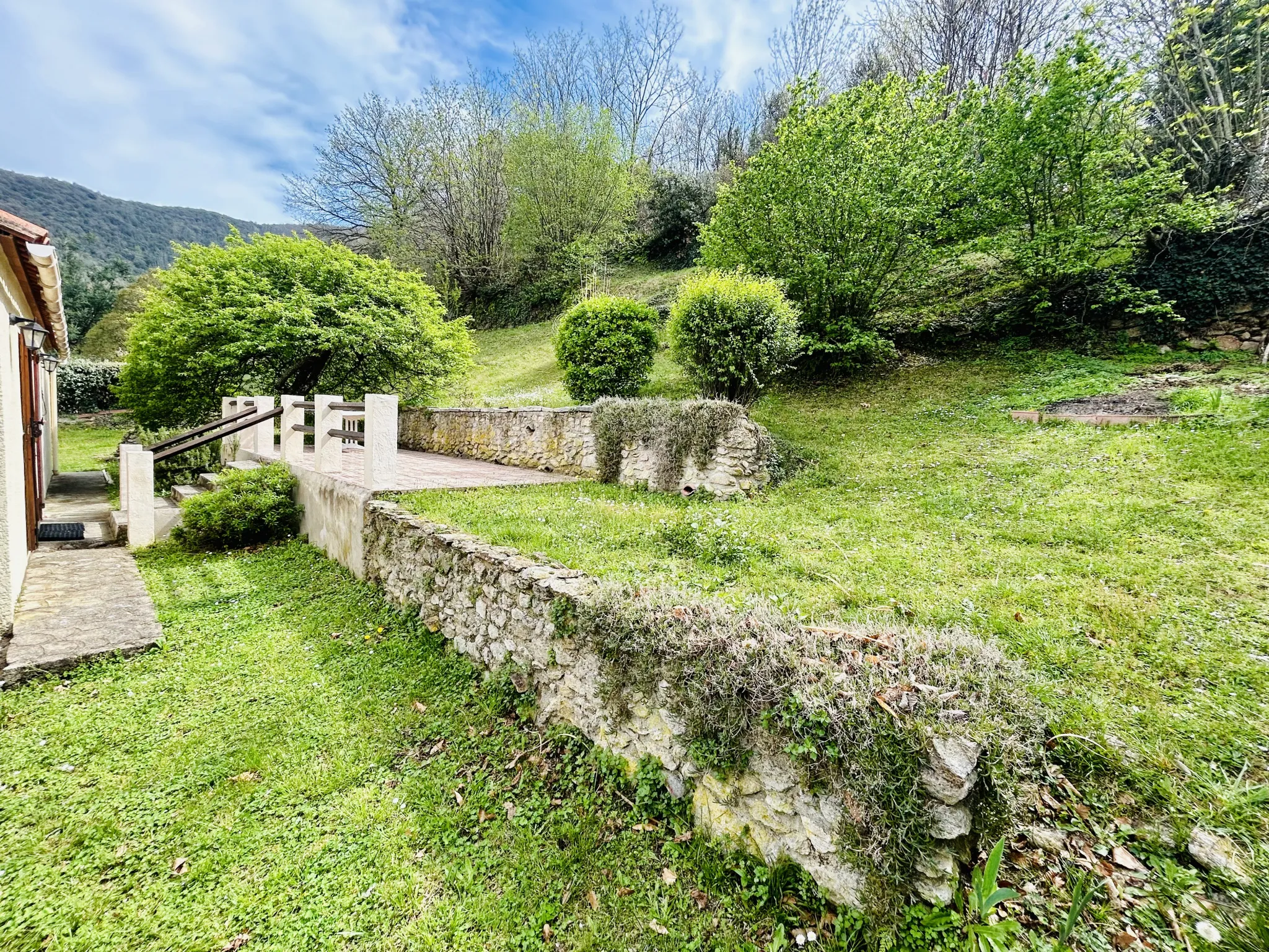 À vendre : Maison F4 avec garage et jardin à Arles sur Tech 