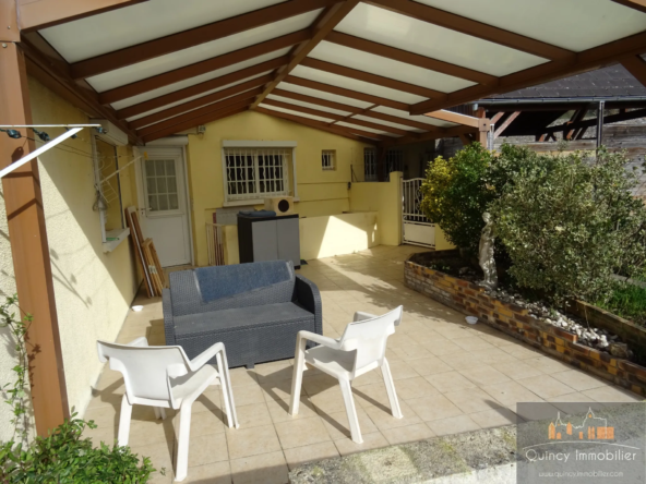 Maison ancienne de 160 m2 à vendre à Avallon