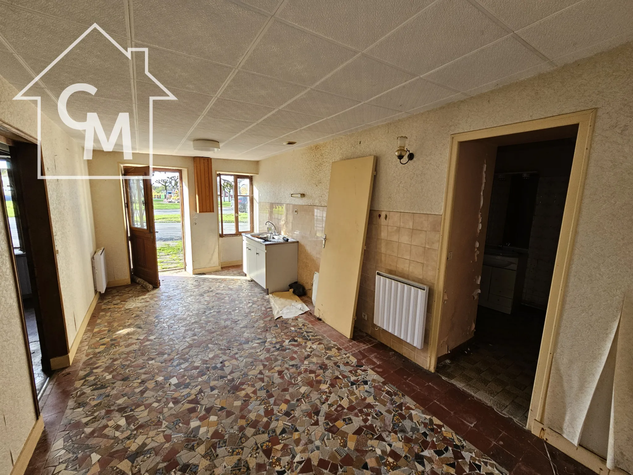 Maison de village mitoyenne à vendre à Brion - 22,900€ 