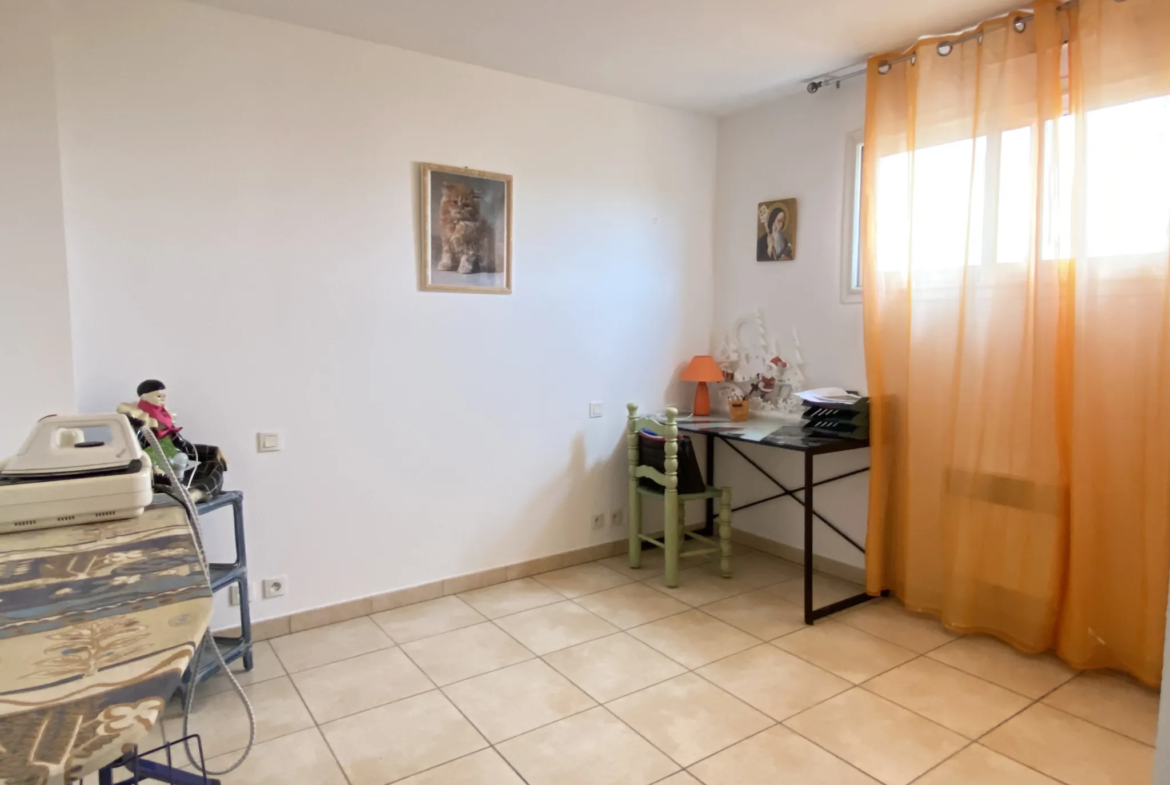 Appartement T4 à vendre à Perpignan avec terrasse et garage 